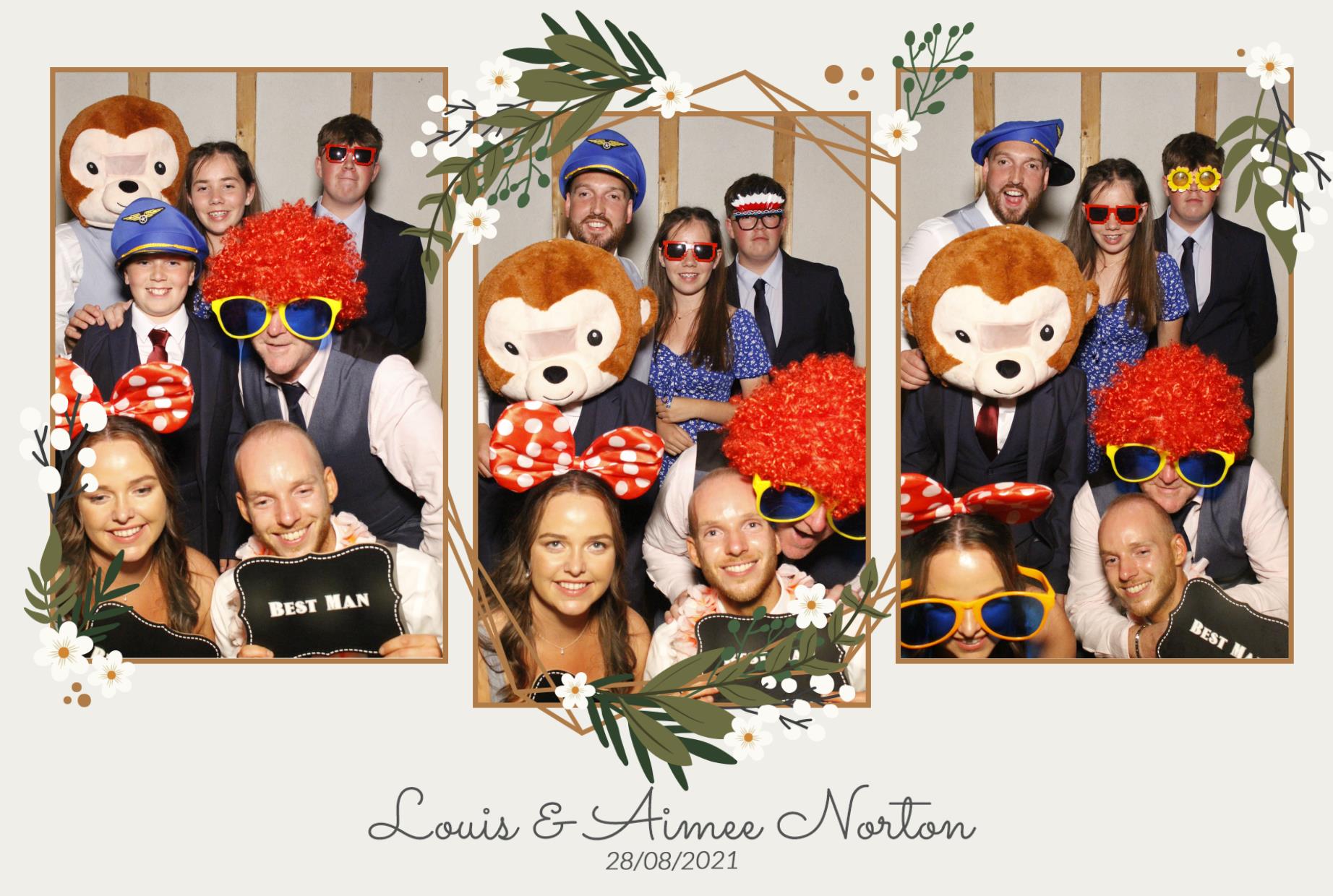 Mr & Mrs Norton | View more photos from the event at gallery.myphotoboothexperience.co.uk/u/MyPhotoBoothExperienceLtd/Mr-Mrs-Norton