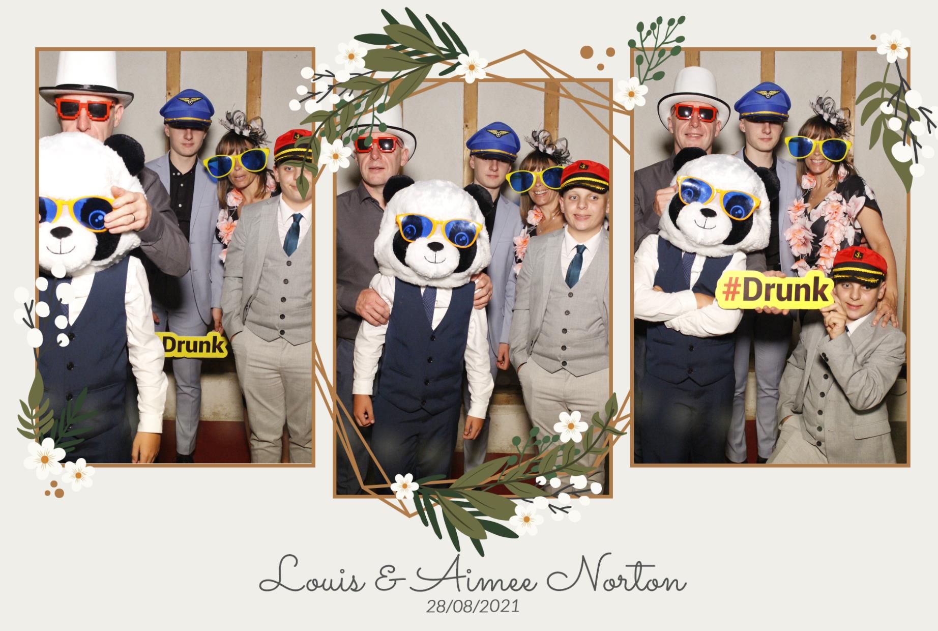 Mr & Mrs Norton | View more photos from the event at gallery.myphotoboothexperience.co.uk/u/MyPhotoBoothExperienceLtd/Mr-Mrs-Norton