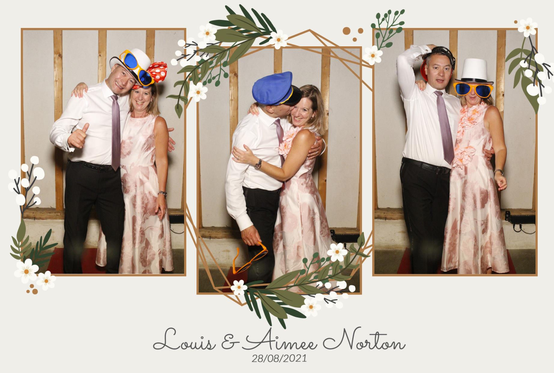 Mr & Mrs Norton | View more photos from the event at gallery.myphotoboothexperience.co.uk/u/MyPhotoBoothExperienceLtd/Mr-Mrs-Norton