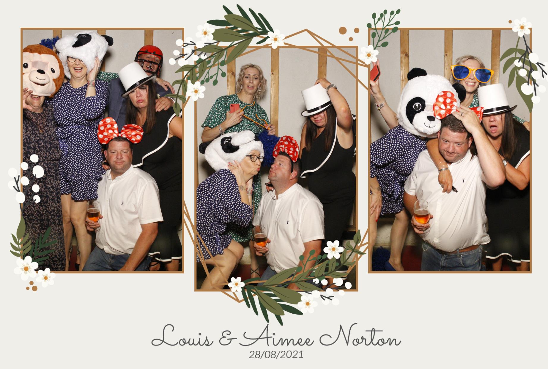 Mr & Mrs Norton | View more photos from the event at gallery.myphotoboothexperience.co.uk/u/MyPhotoBoothExperienceLtd/Mr-Mrs-Norton