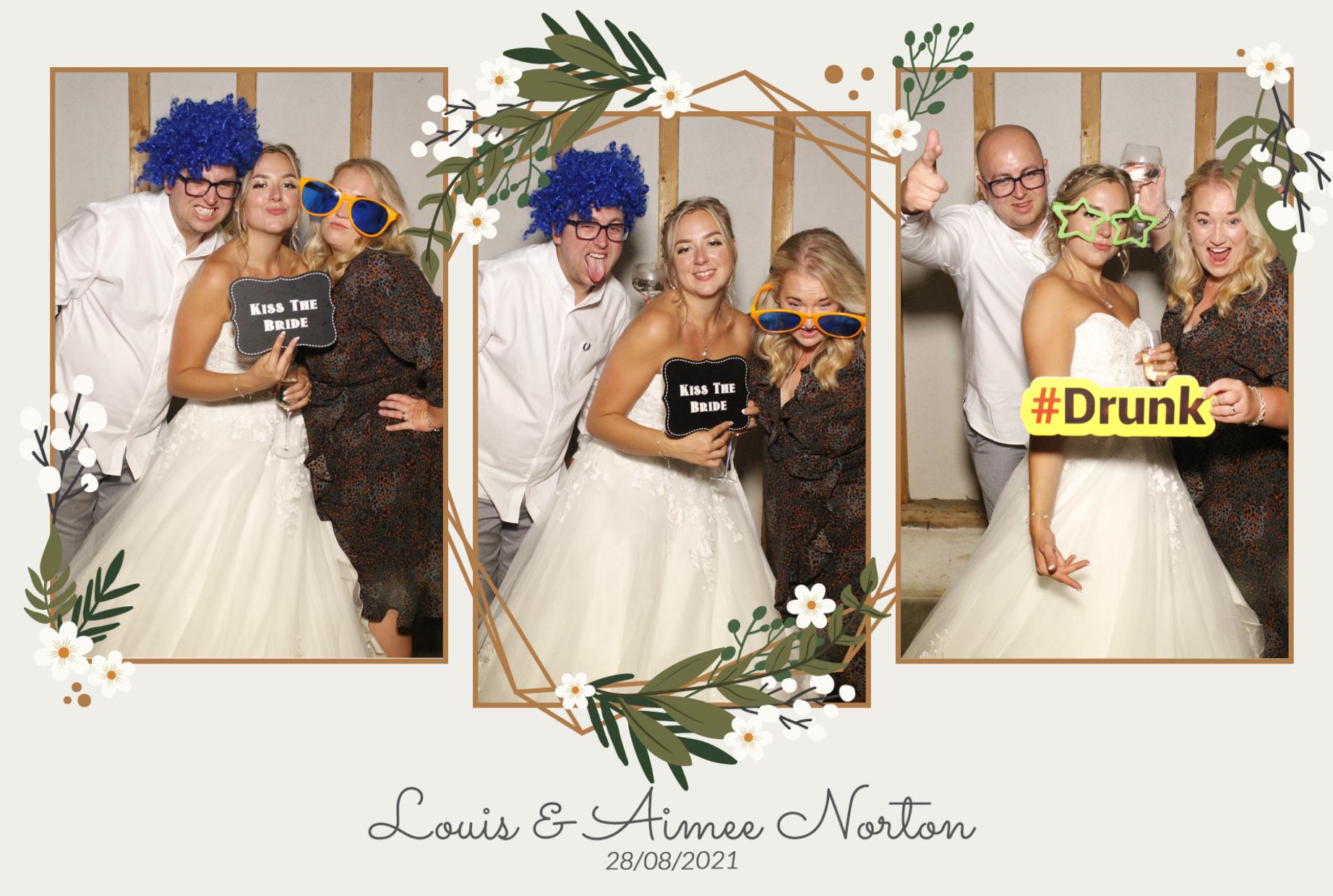 Mr & Mrs Norton | View more photos from the event at gallery.myphotoboothexperience.co.uk/u/MyPhotoBoothExperienceLtd/Mr-Mrs-Norton