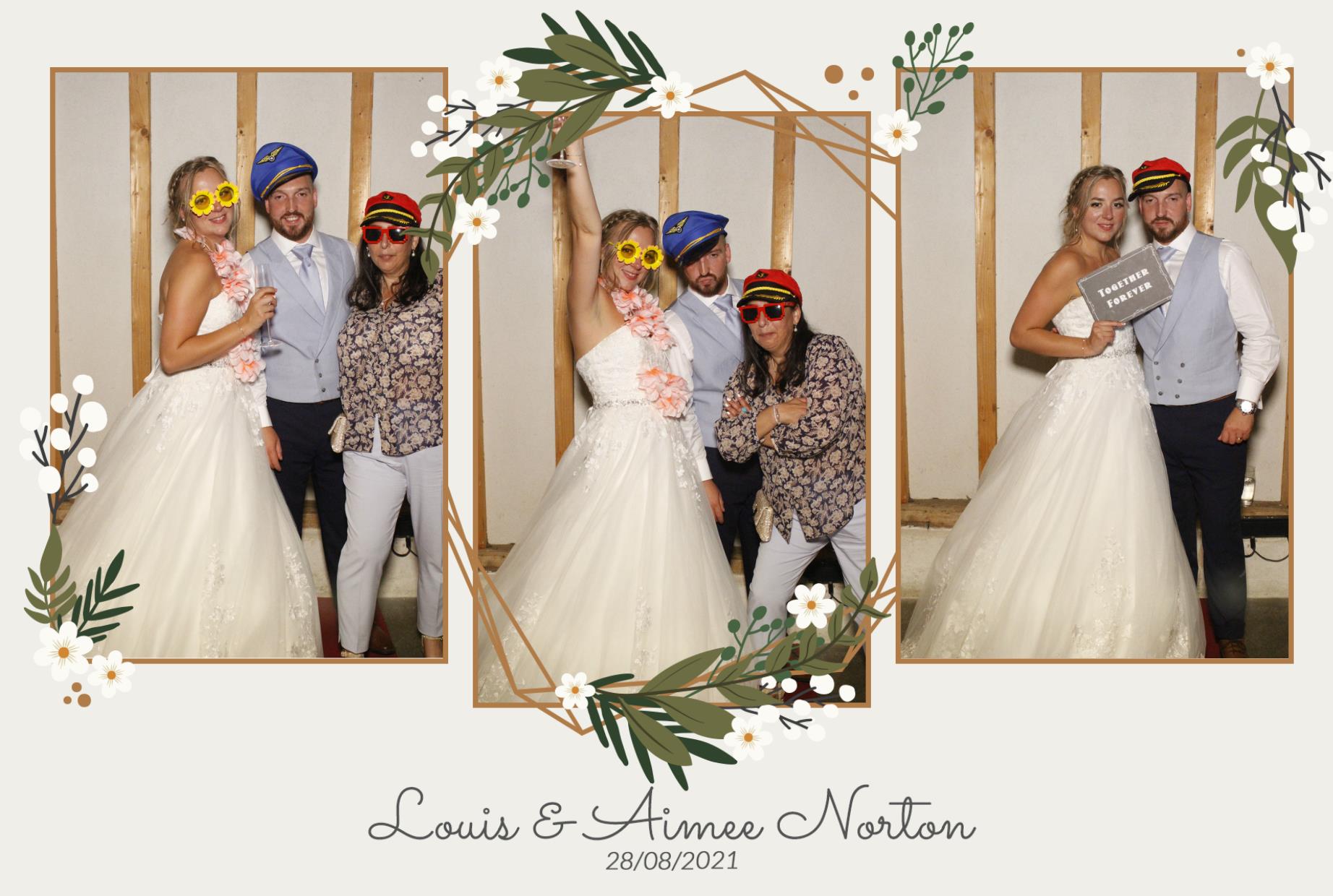 Mr & Mrs Norton | View more photos from the event at gallery.myphotoboothexperience.co.uk/u/MyPhotoBoothExperienceLtd/Mr-Mrs-Norton