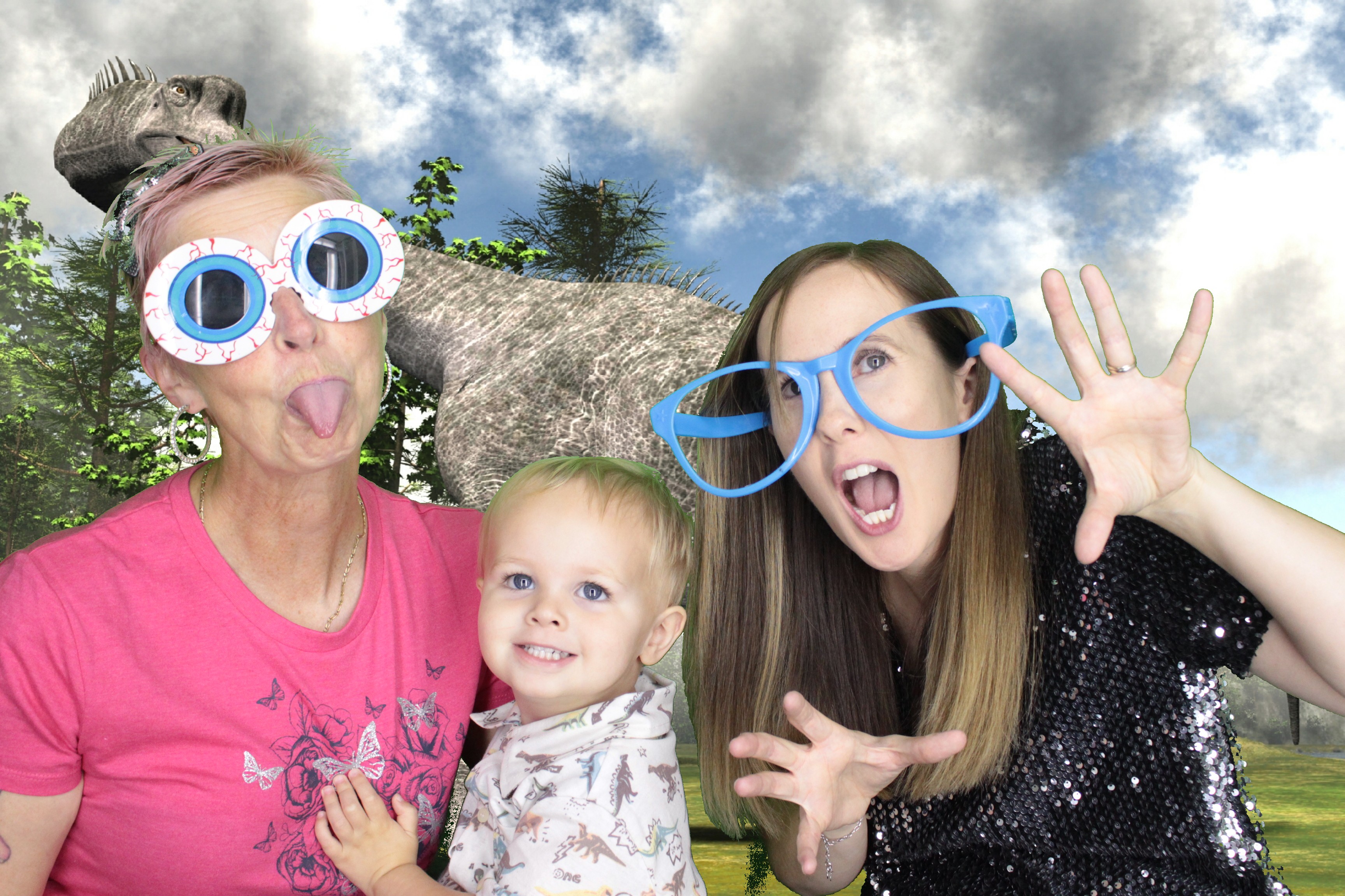 Nicky & Becky's Wedding  | View more photos from the event at gallery.myphotoboothexperience.co.uk/u/MyPhotoBoothExperienceLtd/Nicky-Beckys-Wedding