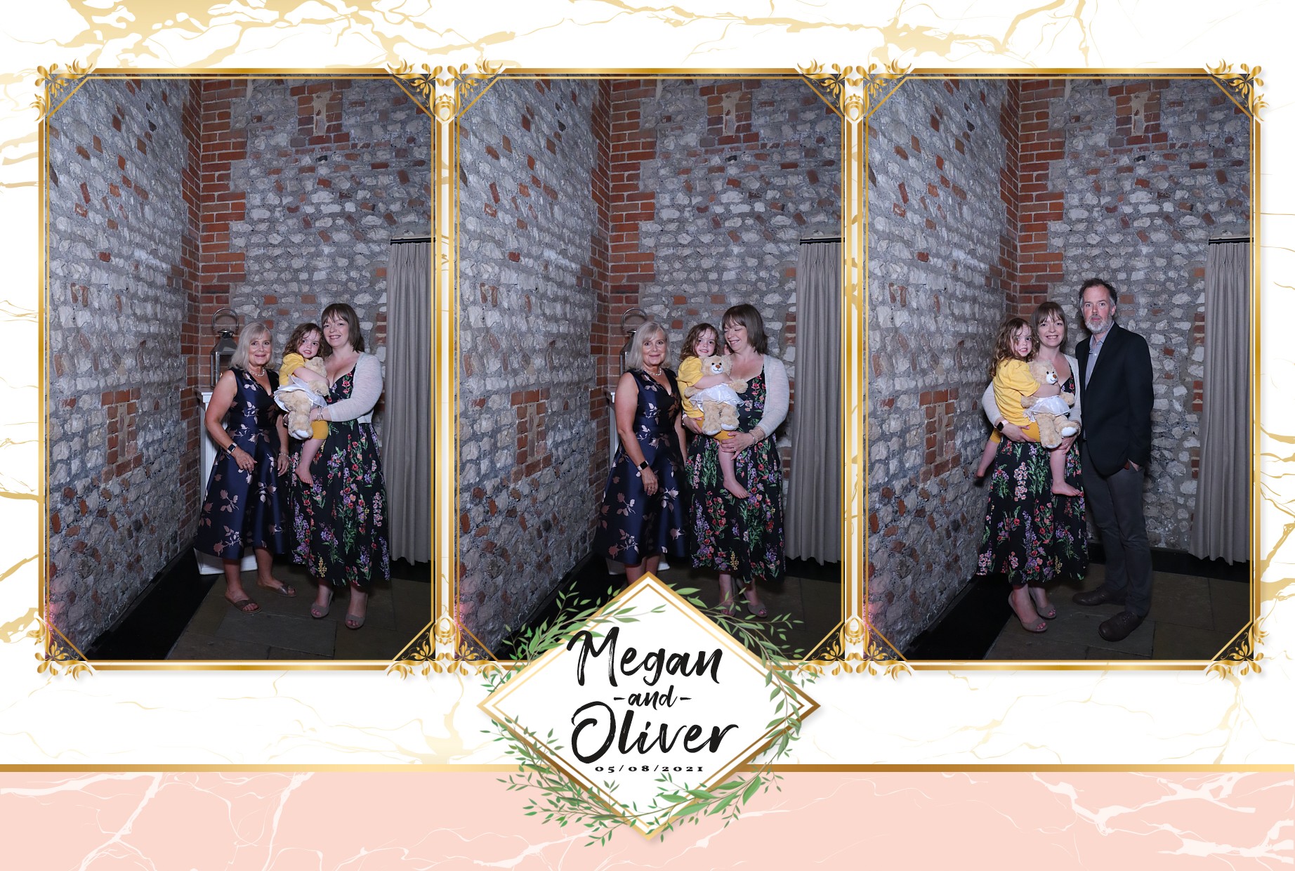 Oliver and Megan's Wedding | View more photos from the event at gallery.myphotoboothexperience.co.uk/u/MyPhotoBoothExperienceLtd/Oliver-and-Megans-Wedding