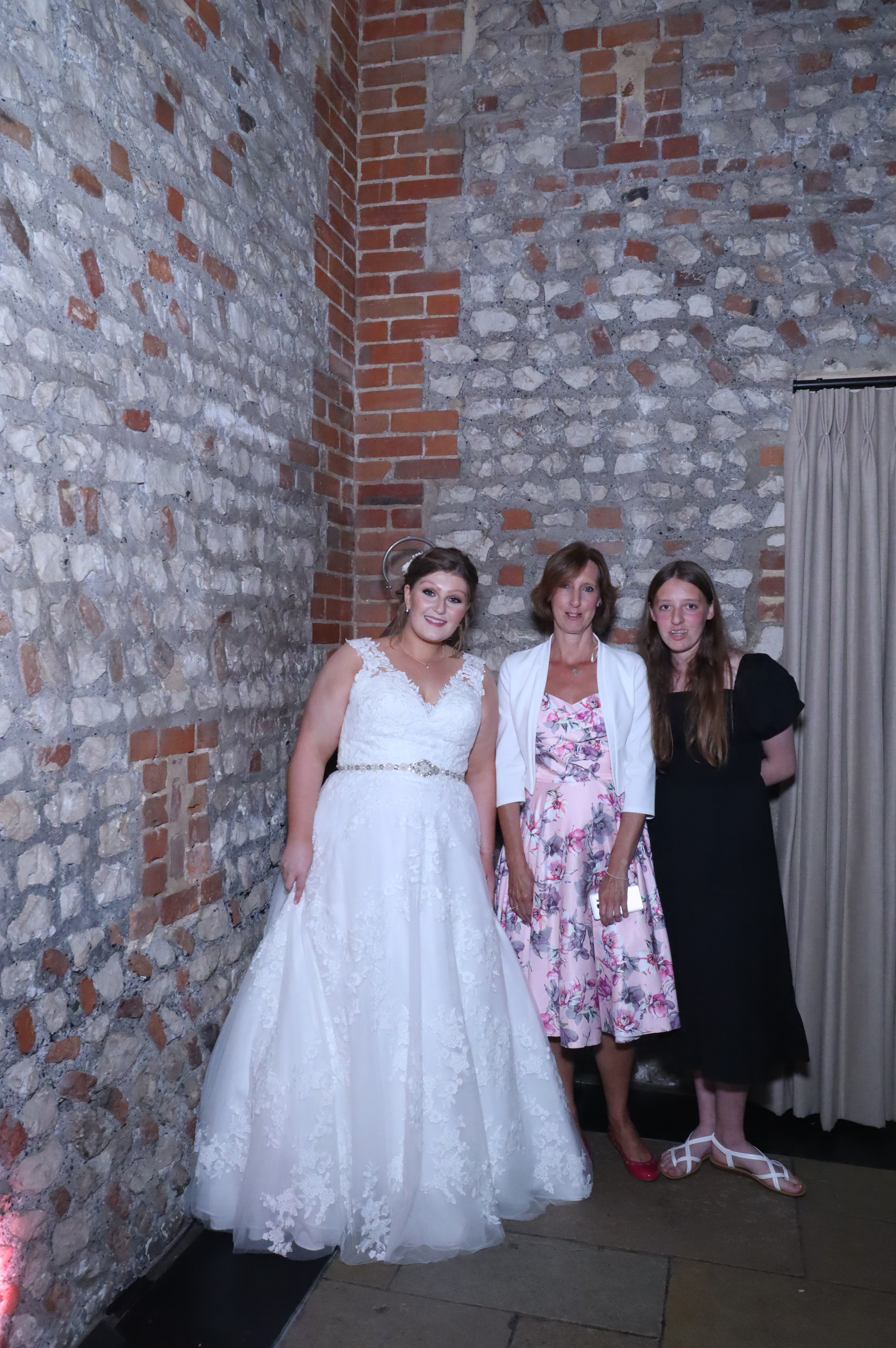 Oliver and Megan's Wedding | View more photos from the event at gallery.myphotoboothexperience.co.uk/u/MyPhotoBoothExperienceLtd/Oliver-and-Megans-Wedding