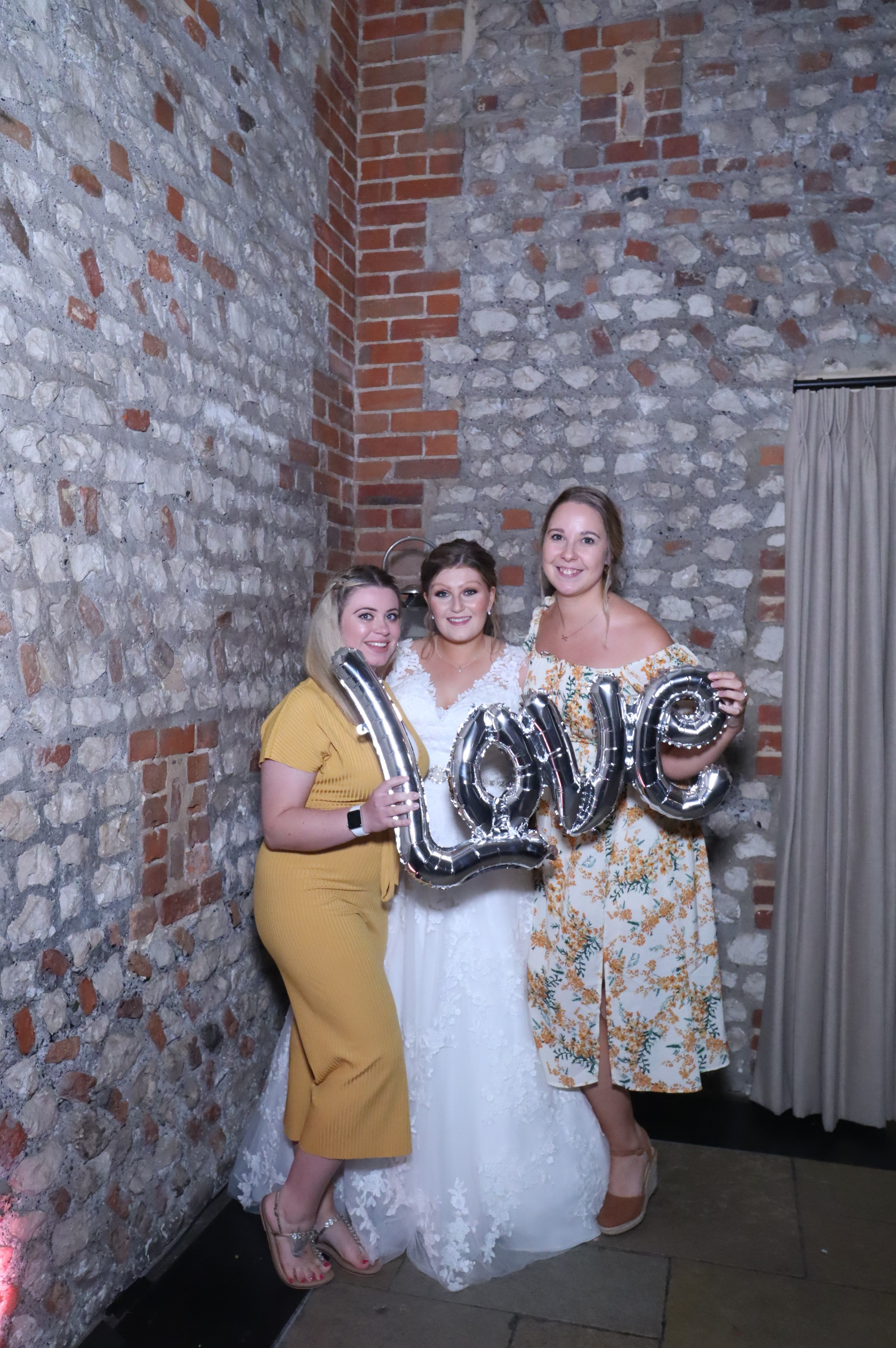 Oliver and Megan's Wedding | View more photos from the event at gallery.myphotoboothexperience.co.uk/u/MyPhotoBoothExperienceLtd/Oliver-and-Megans-Wedding