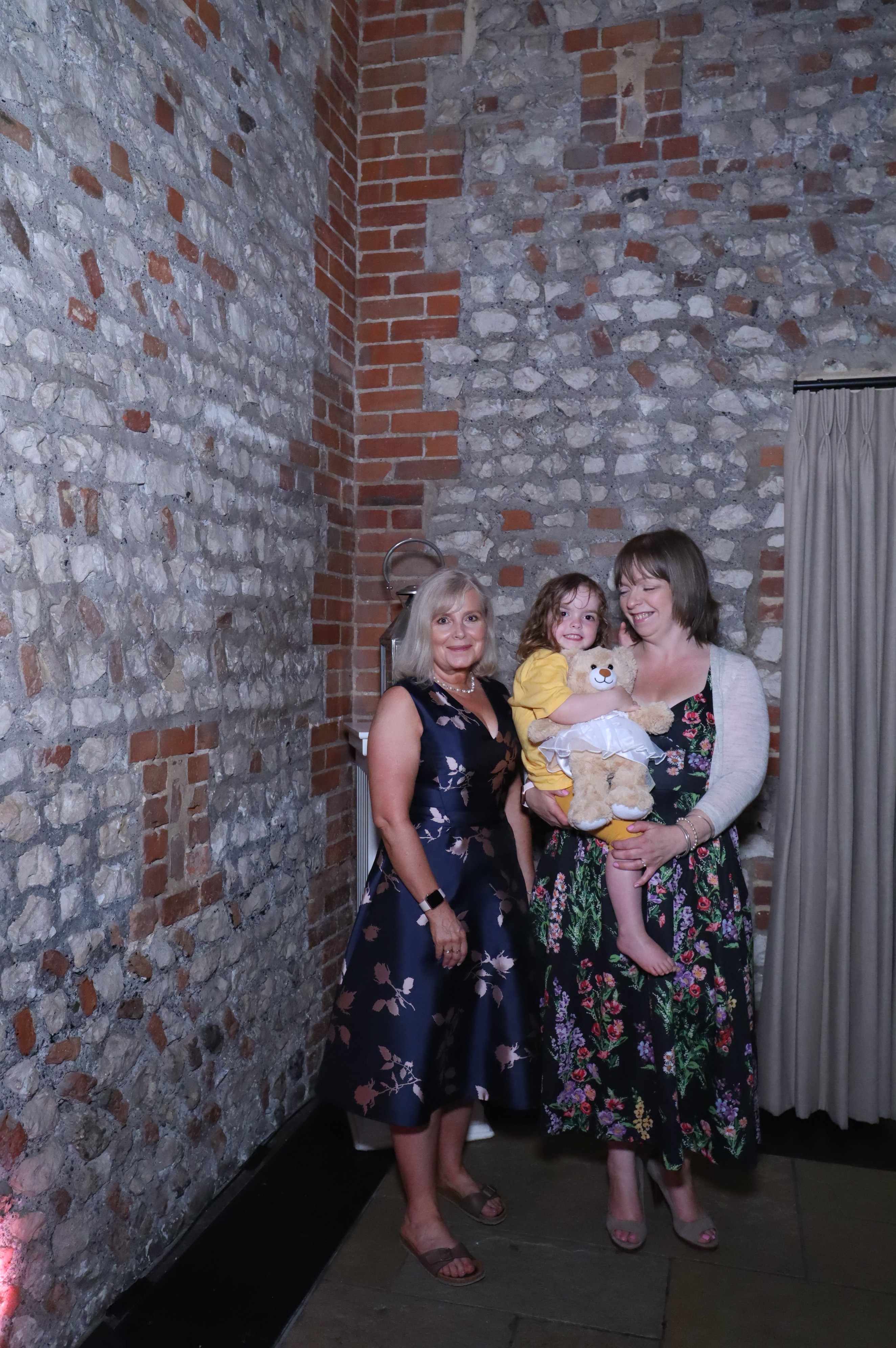Oliver and Megan's Wedding | View more photos from the event at gallery.myphotoboothexperience.co.uk/u/MyPhotoBoothExperienceLtd/Oliver-and-Megans-Wedding