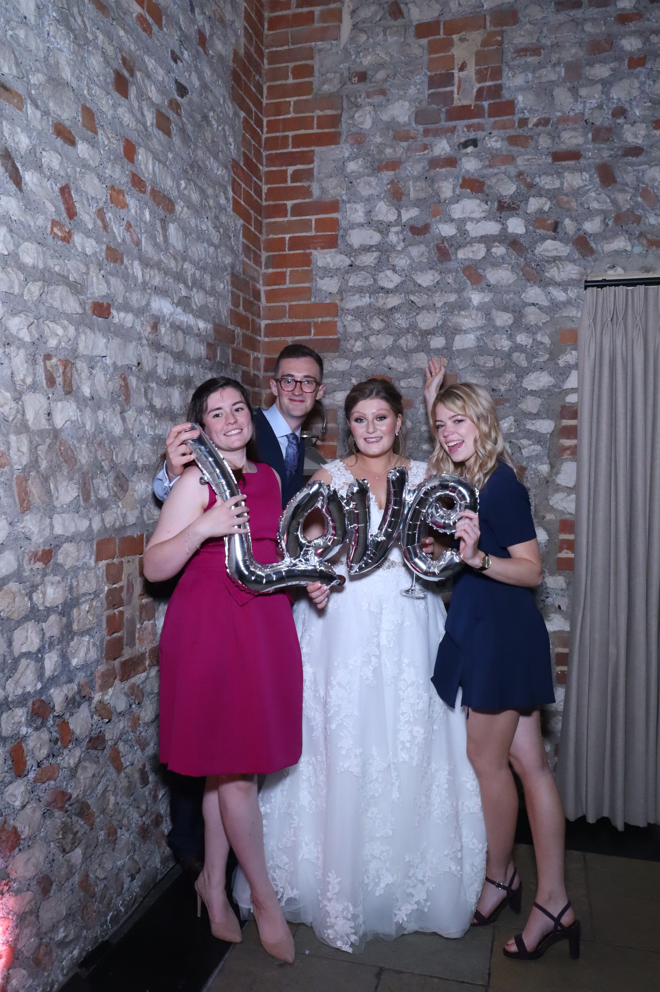Oliver and Megan's Wedding | View more photos from the event at gallery.myphotoboothexperience.co.uk/u/MyPhotoBoothExperienceLtd/Oliver-and-Megans-Wedding