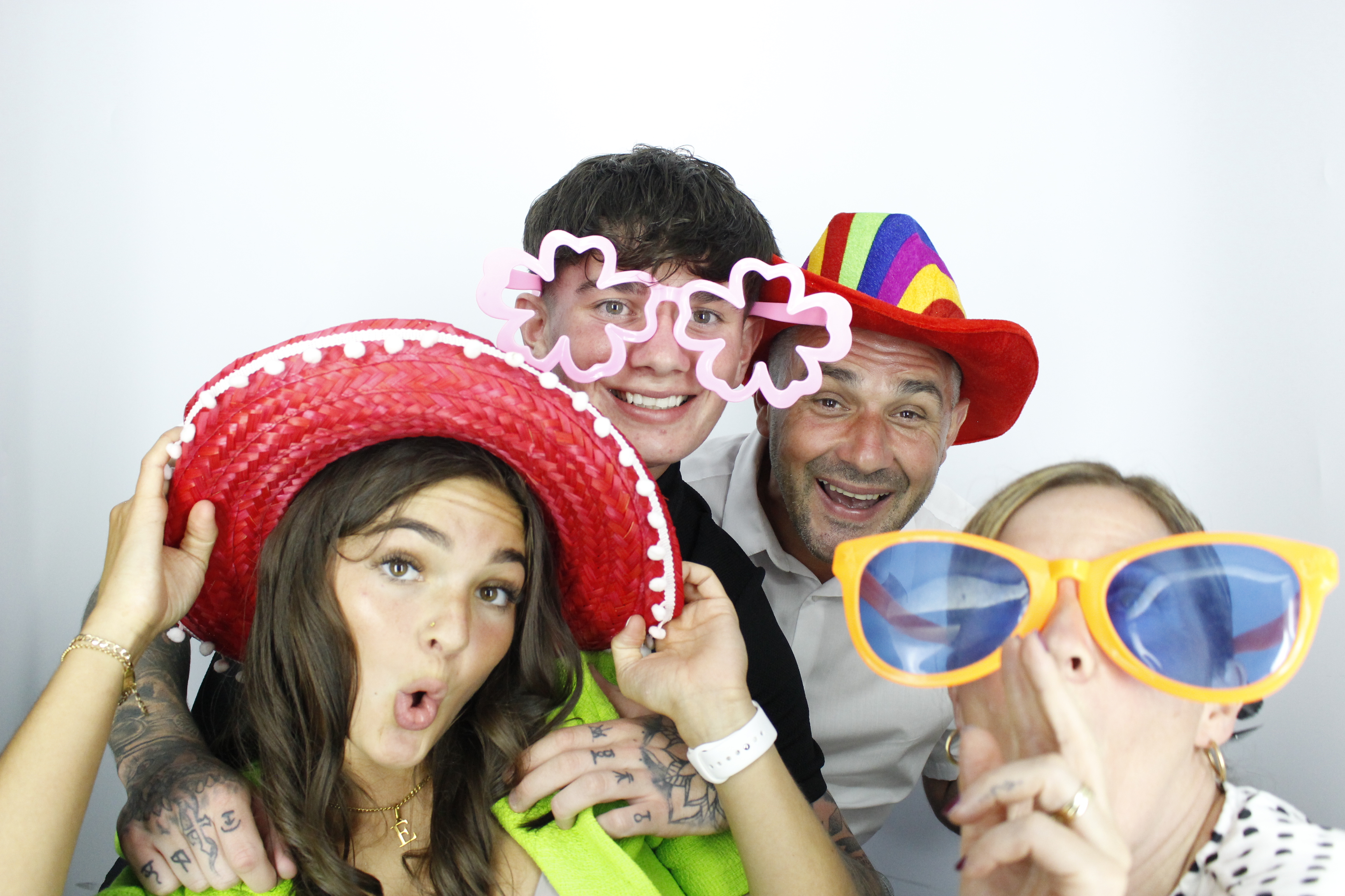 Rachel and Harrison's Wedding  | View more photos from the event at gallery.myphotoboothexperience.co.uk/u/MyPhotoBoothExperienceLtd/Rachel-and-Harrisons-Wedding