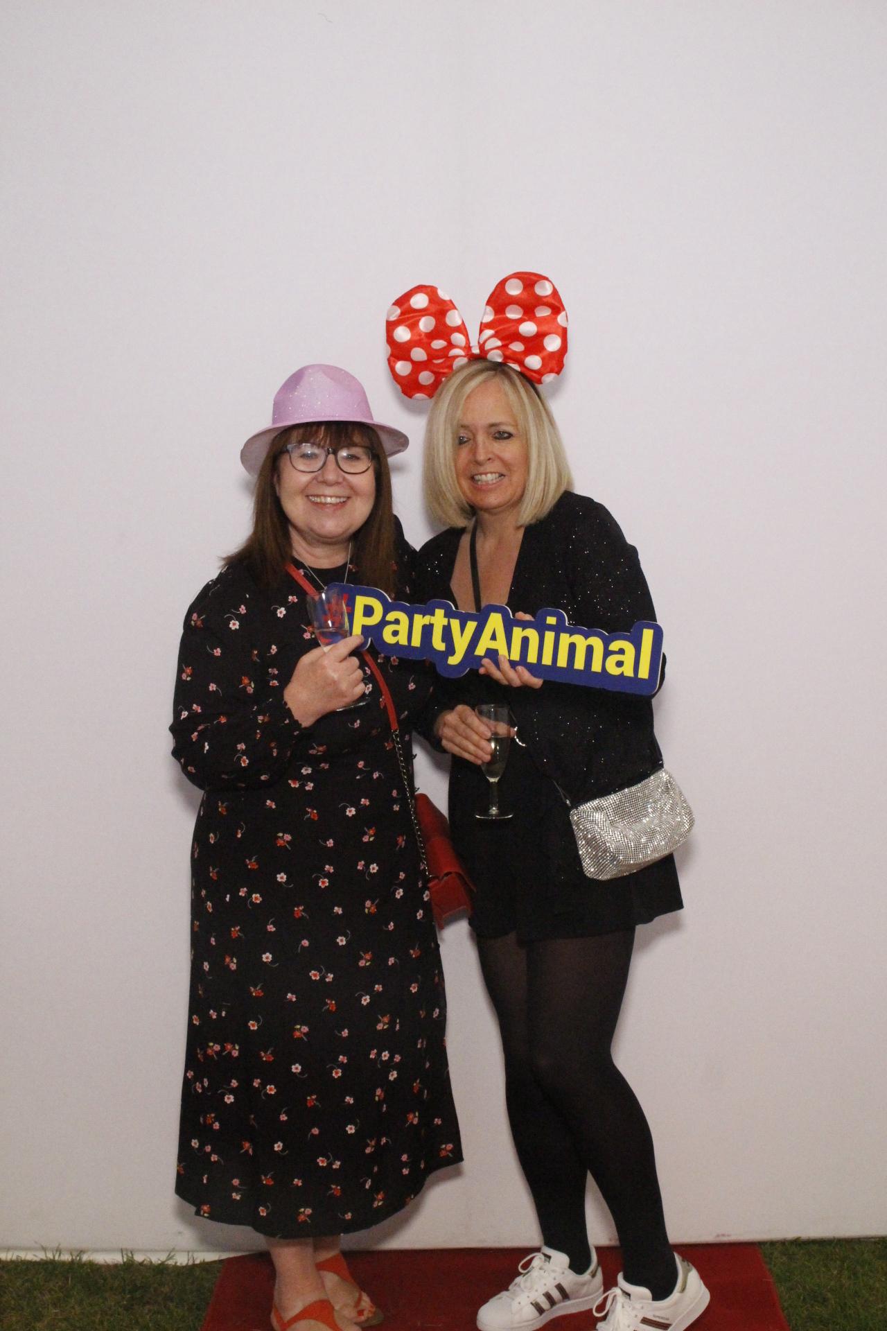 Salisbury NHS Foundation Trust Awards | View more photos from the event at gallery.myphotoboothexperience.co.uk/u/MyPhotoBoothExperienceLtd/Salisbury-NHS-Foundation-Trust-Awards