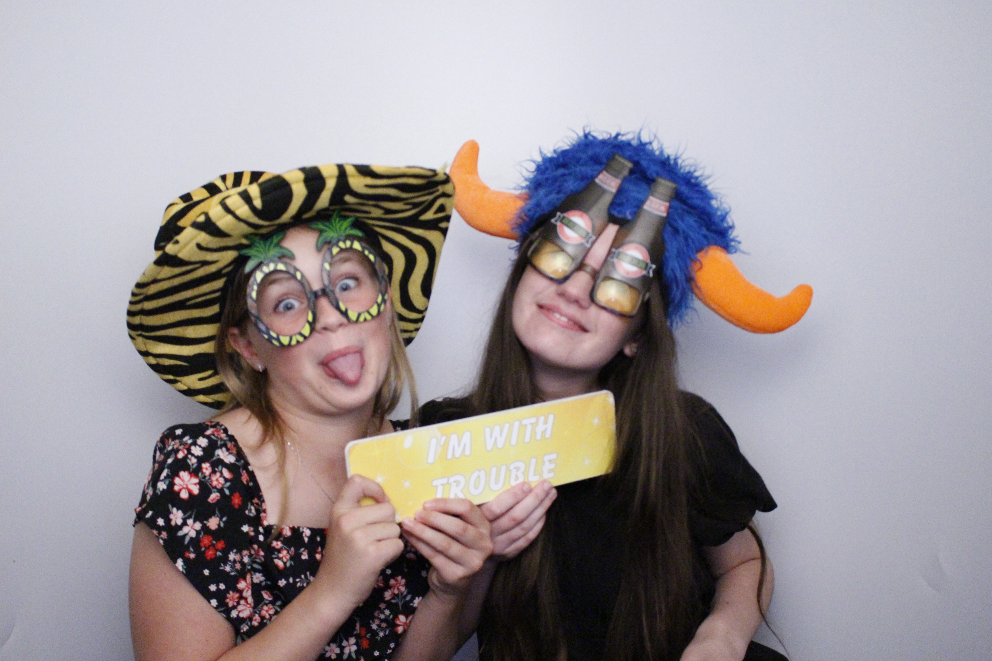 Sarah and Darren's Party | View more photos from the event at gallery.myphotoboothexperience.co.uk/u/MyPhotoBoothExperienceLtd/Sarah-and-Darrens-Party
