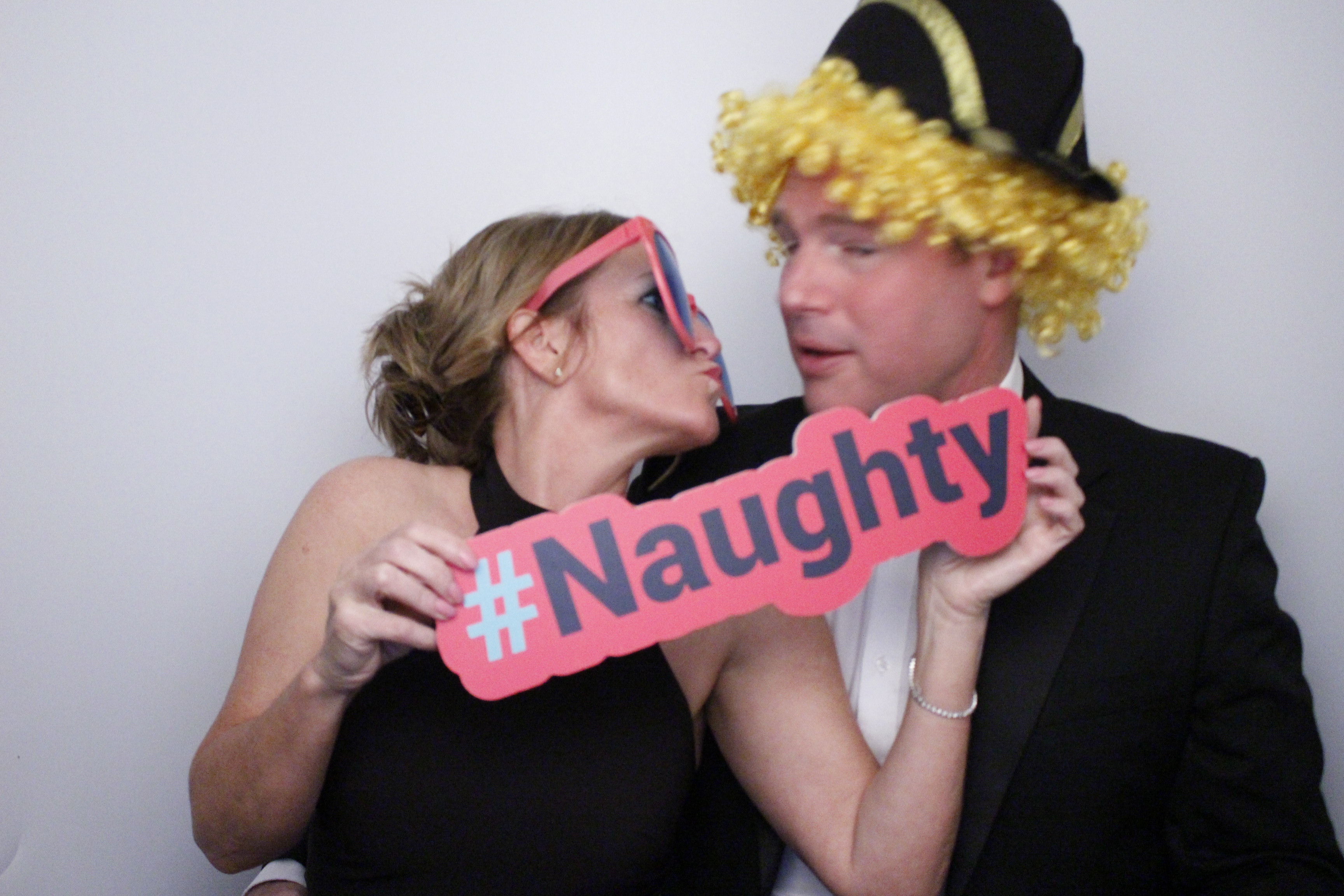 Sarah and Darren's Party | View more photos from the event at gallery.myphotoboothexperience.co.uk/u/MyPhotoBoothExperienceLtd/Sarah-and-Darrens-Party