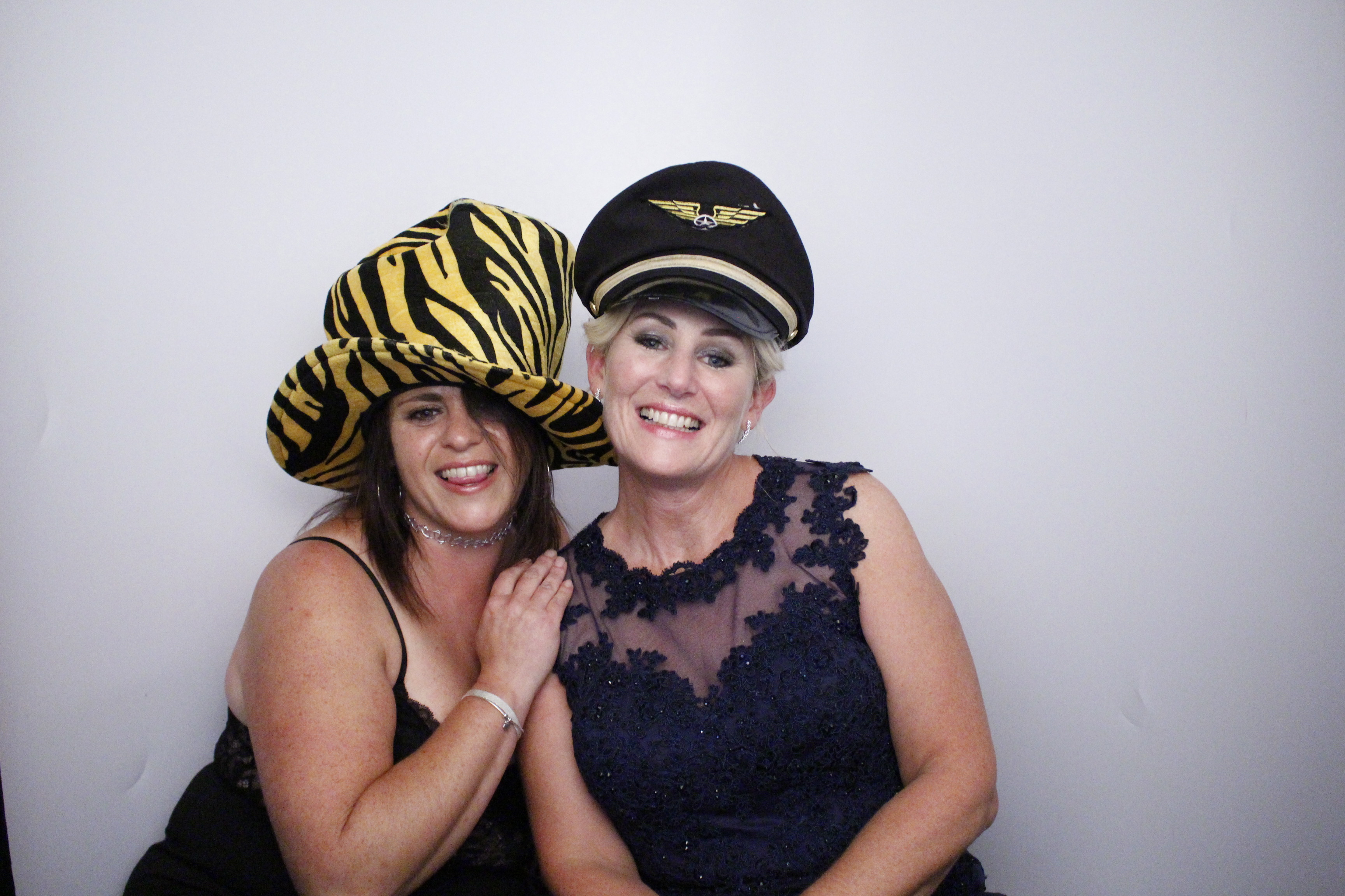 Sarah and Darren's Party | View more photos from the event at gallery.myphotoboothexperience.co.uk/u/MyPhotoBoothExperienceLtd/Sarah-and-Darrens-Party