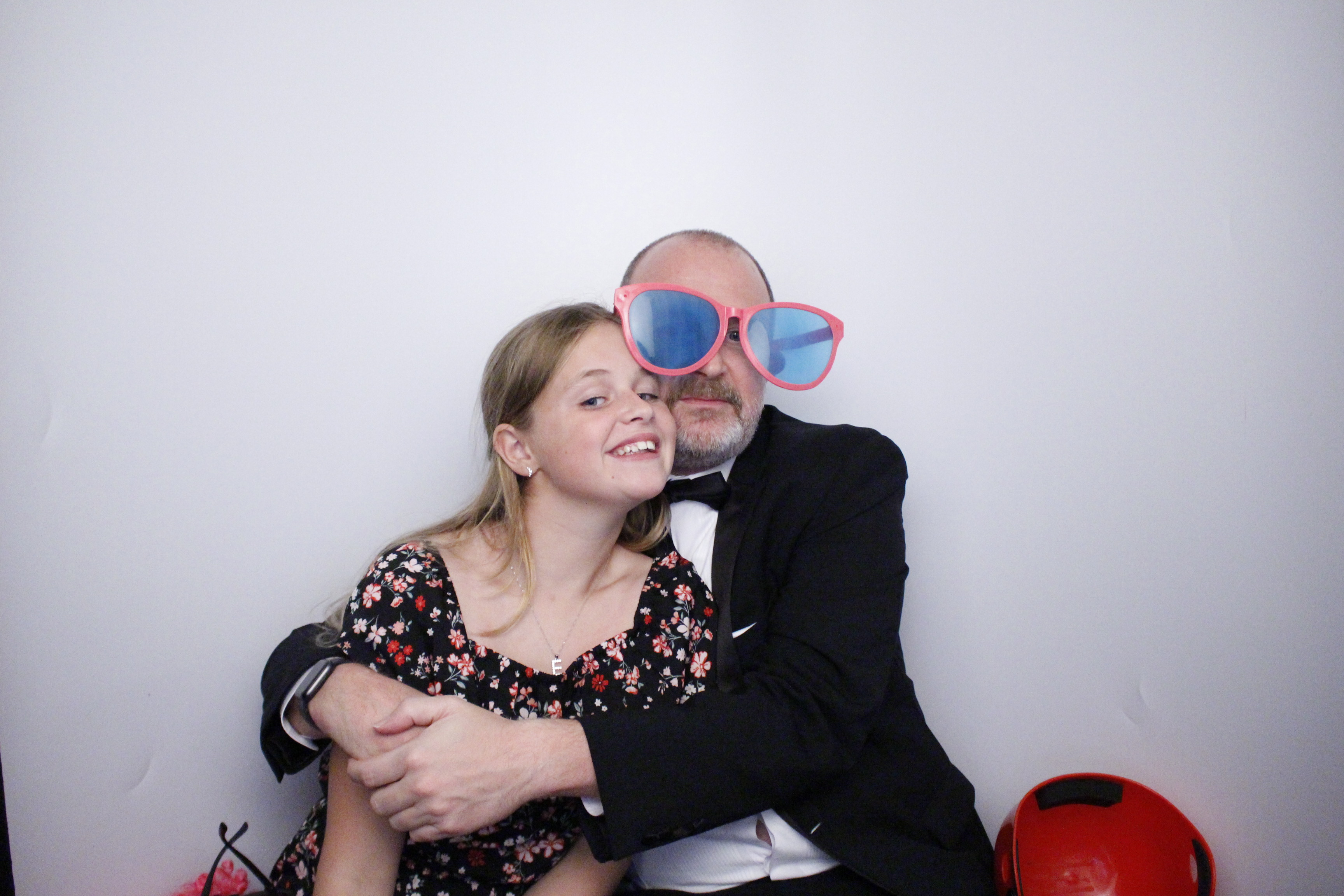 Sarah and Darren's Party | View more photos from the event at gallery.myphotoboothexperience.co.uk/u/MyPhotoBoothExperienceLtd/Sarah-and-Darrens-Party