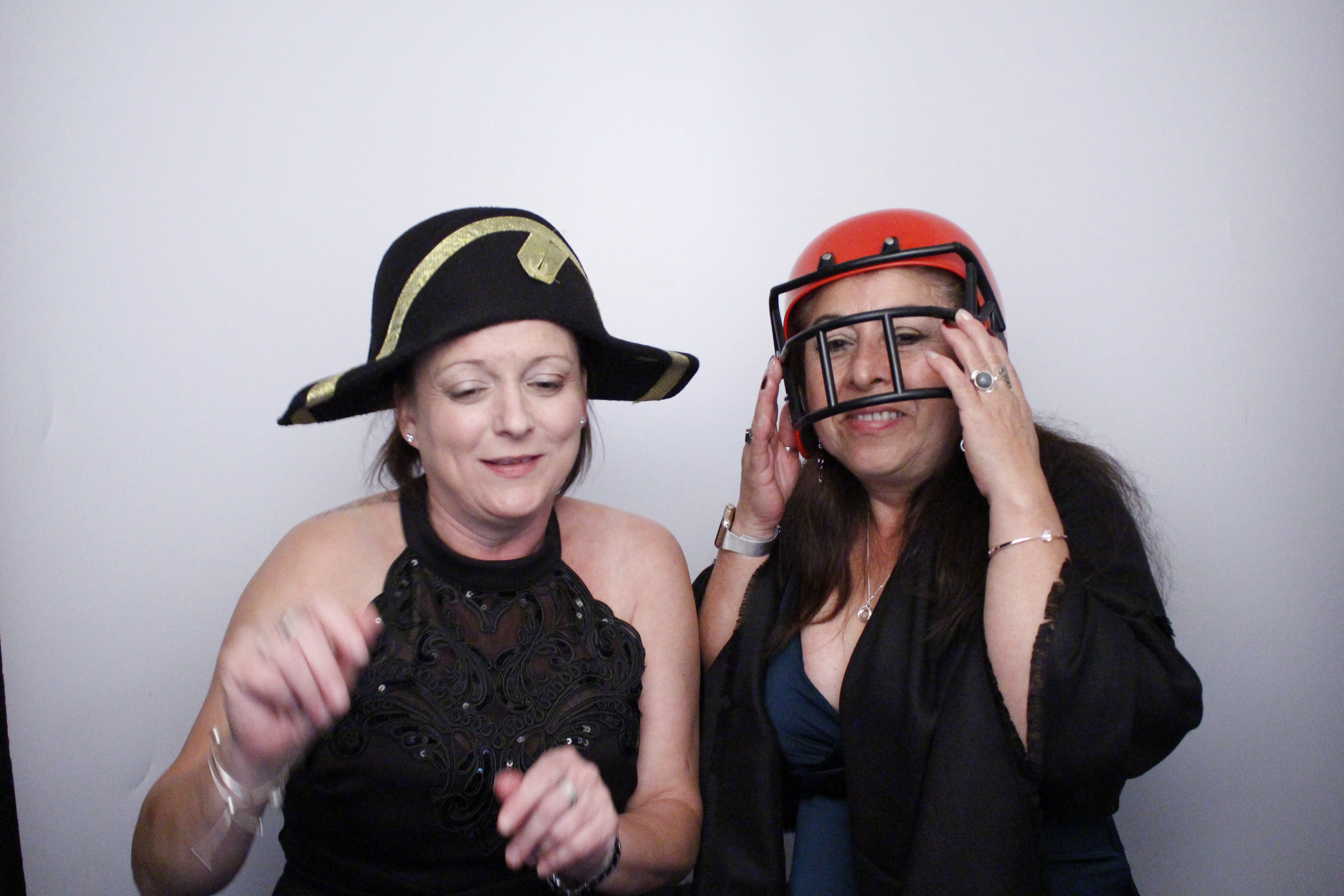 Sarah and Darren's Party | View more photos from the event at gallery.myphotoboothexperience.co.uk/u/MyPhotoBoothExperienceLtd/Sarah-and-Darrens-Party