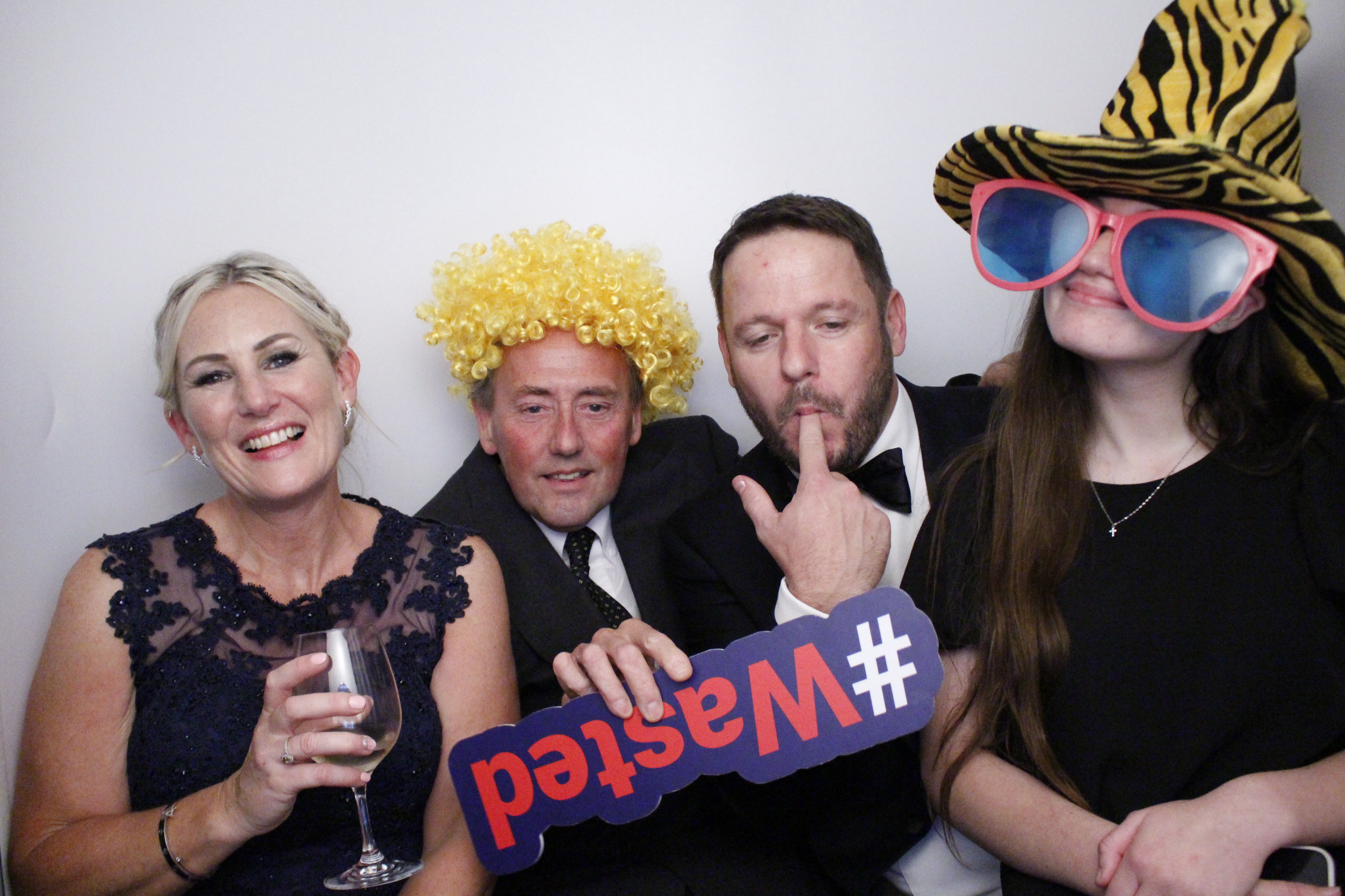Sarah and Darren's Party | View more photos from the event at gallery.myphotoboothexperience.co.uk/u/MyPhotoBoothExperienceLtd/Sarah-and-Darrens-Party