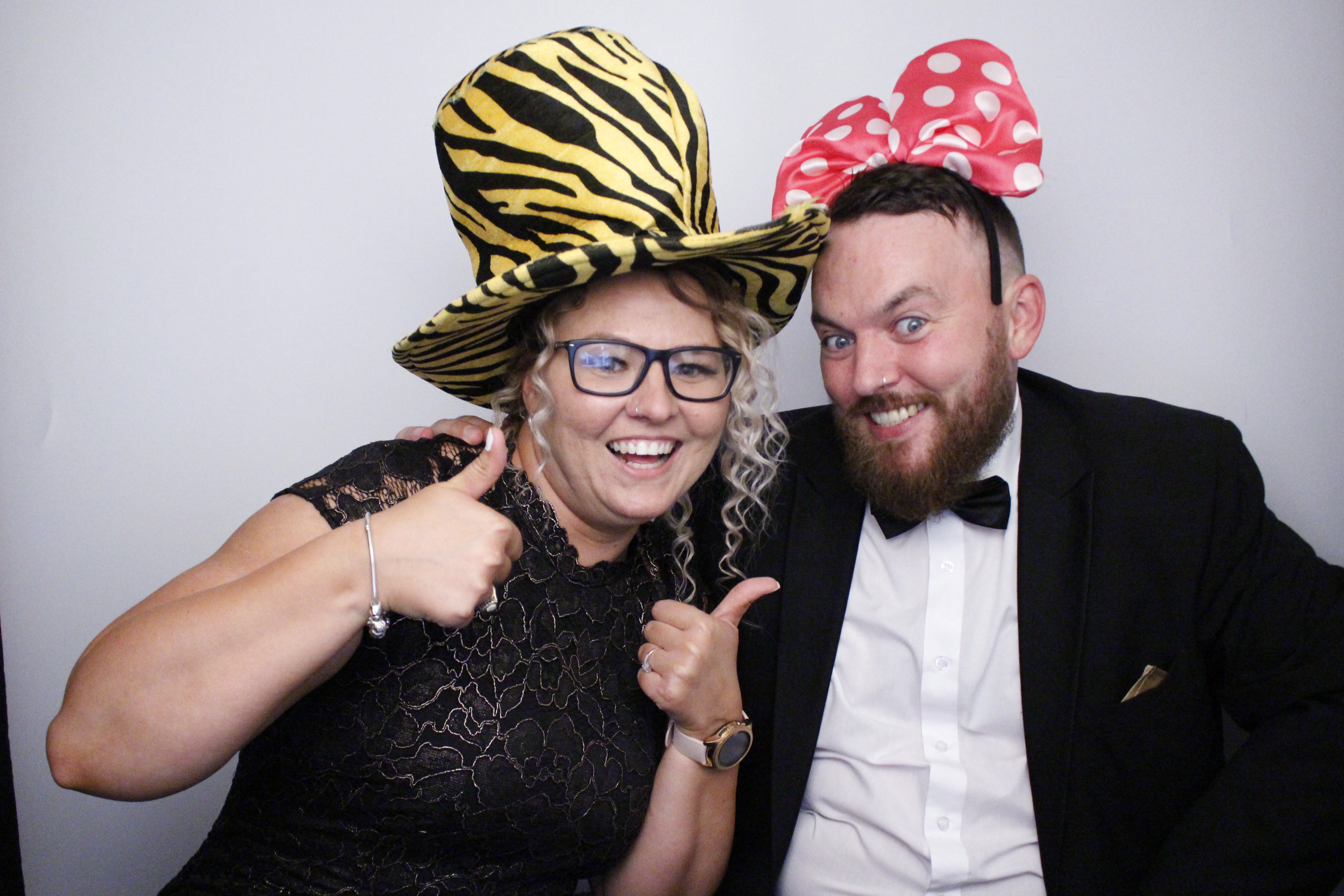 Sarah and Darren's Party | View more photos from the event at gallery.myphotoboothexperience.co.uk/u/MyPhotoBoothExperienceLtd/Sarah-and-Darrens-Party