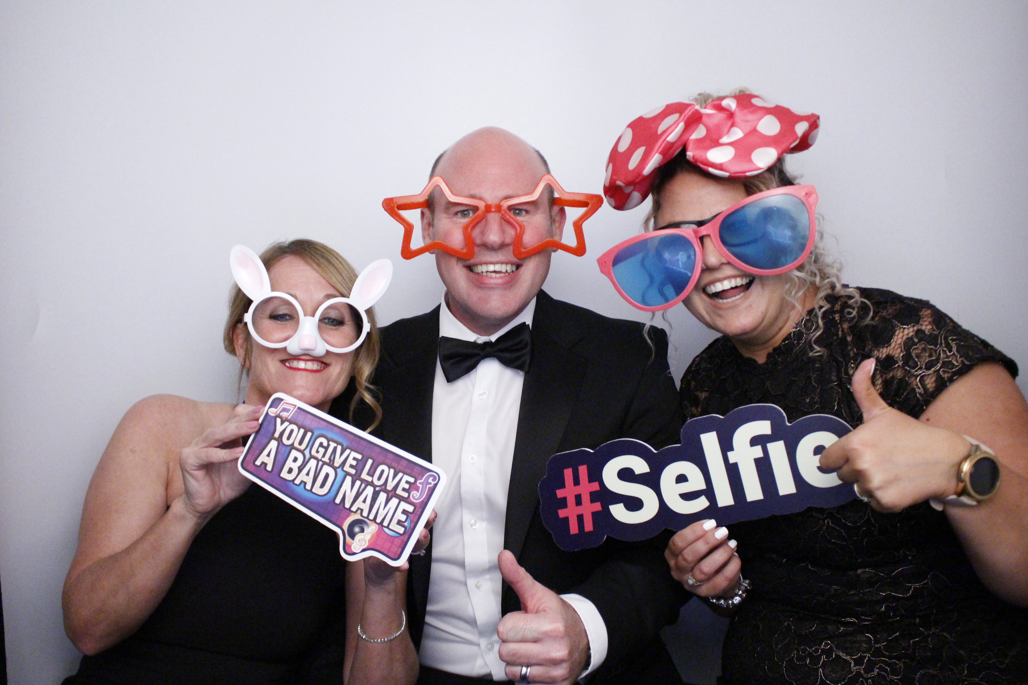 Sarah and Darren's Party | View more photos from the event at gallery.myphotoboothexperience.co.uk/u/MyPhotoBoothExperienceLtd/Sarah-and-Darrens-Party