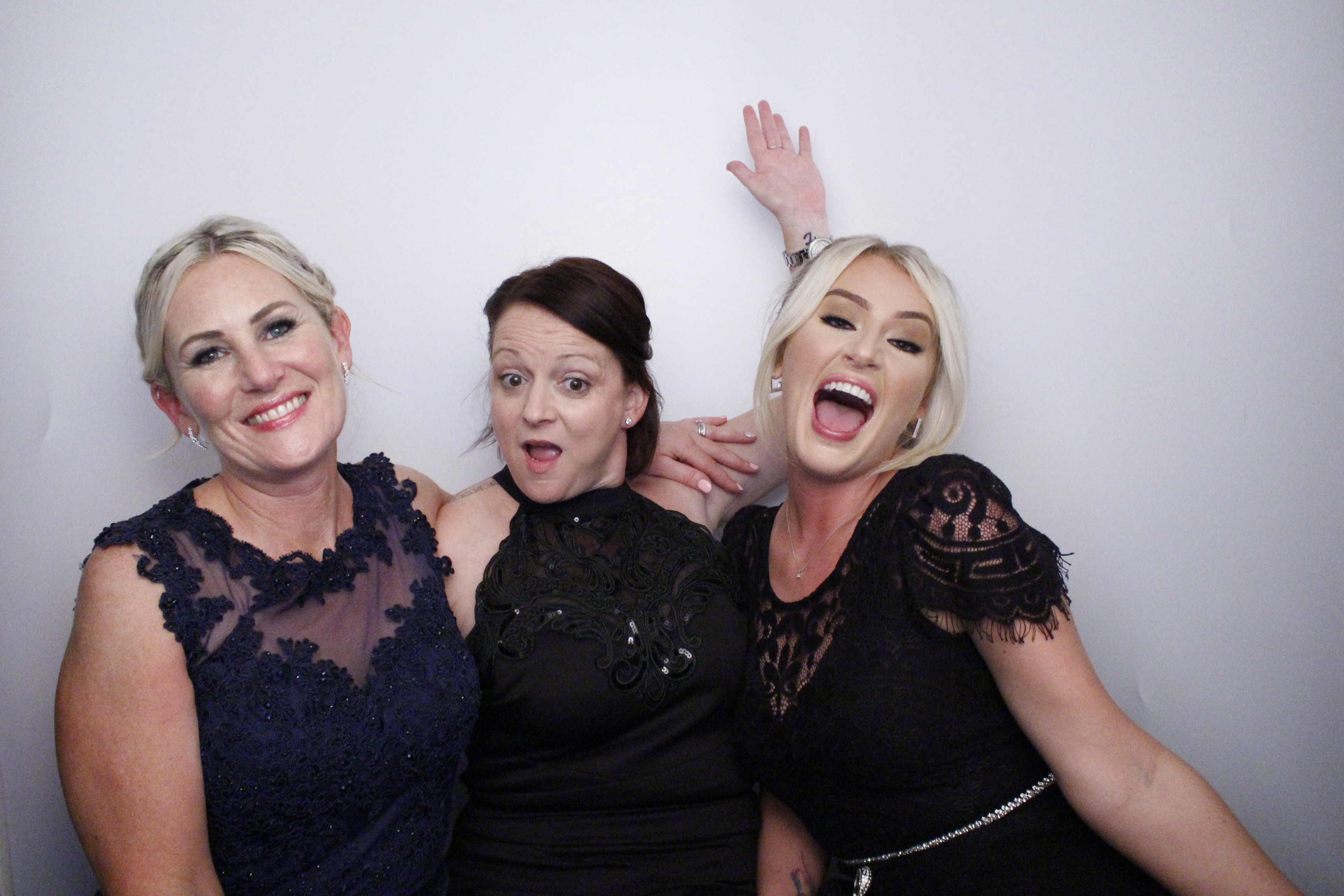 Sarah and Darren's Party | View more photos from the event at gallery.myphotoboothexperience.co.uk/u/MyPhotoBoothExperienceLtd/Sarah-and-Darrens-Party