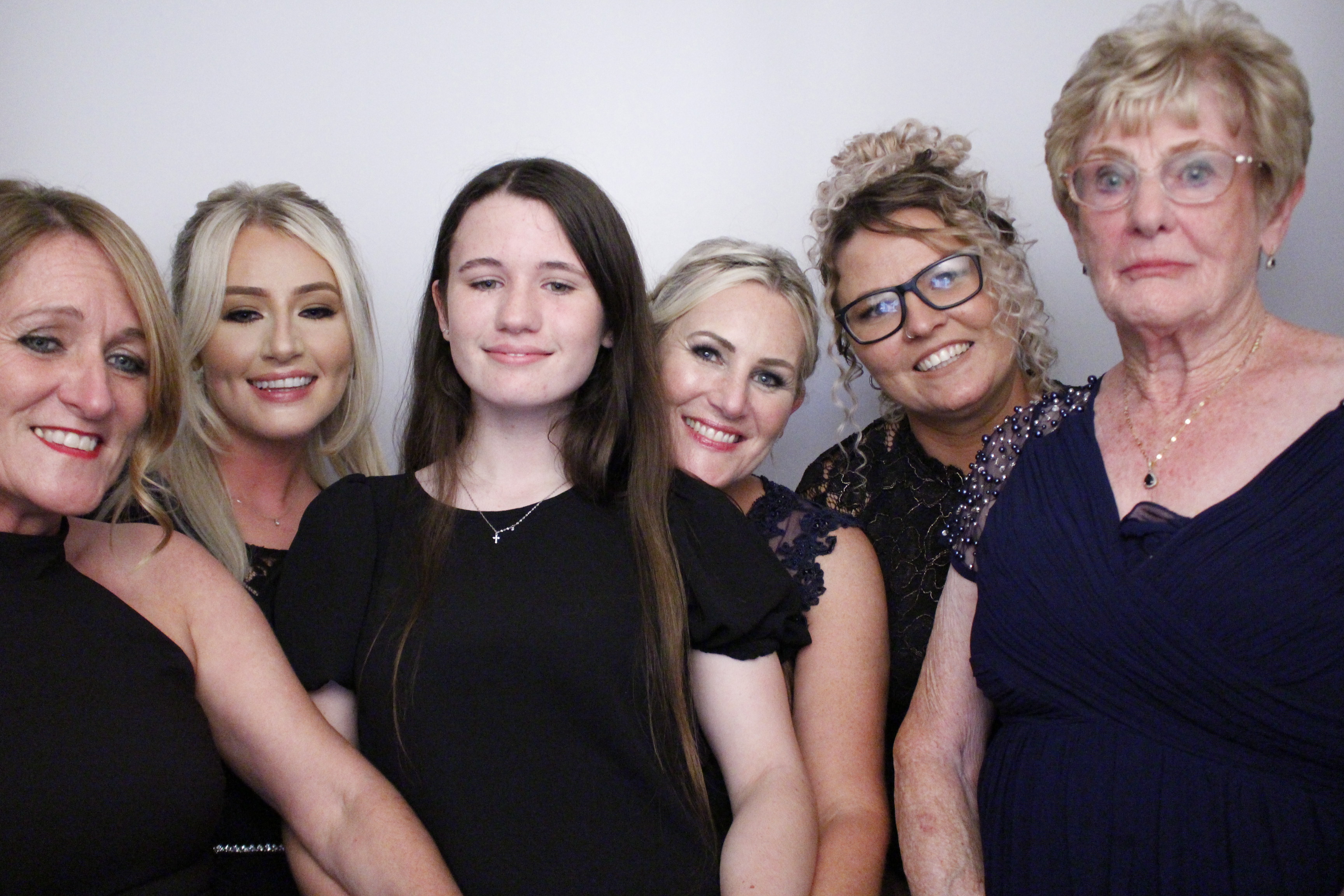 Sarah and Darren's Party | View more photos from the event at gallery.myphotoboothexperience.co.uk/u/MyPhotoBoothExperienceLtd/Sarah-and-Darrens-Party