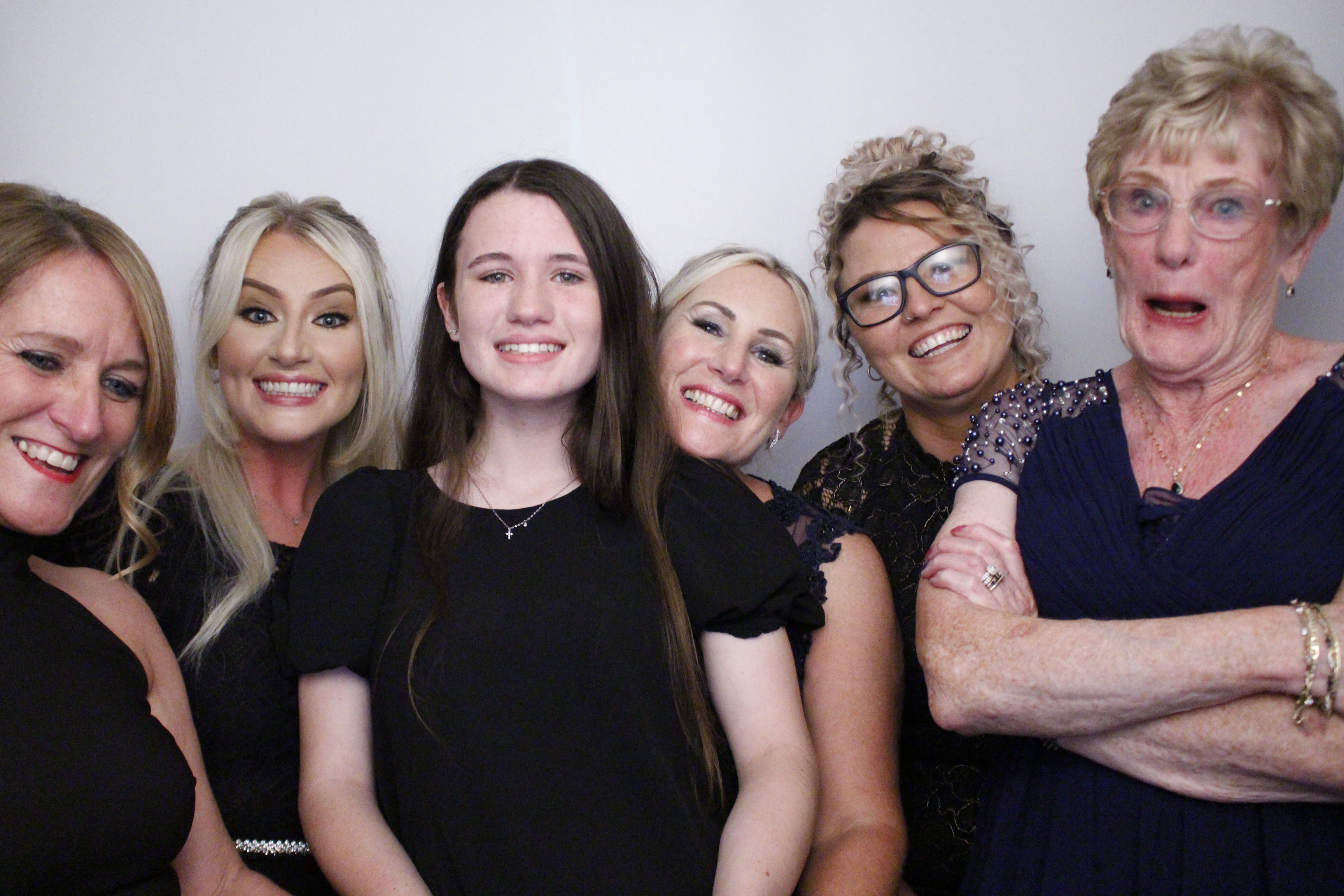 Sarah and Darren's Party | View more photos from the event at gallery.myphotoboothexperience.co.uk/u/MyPhotoBoothExperienceLtd/Sarah-and-Darrens-Party