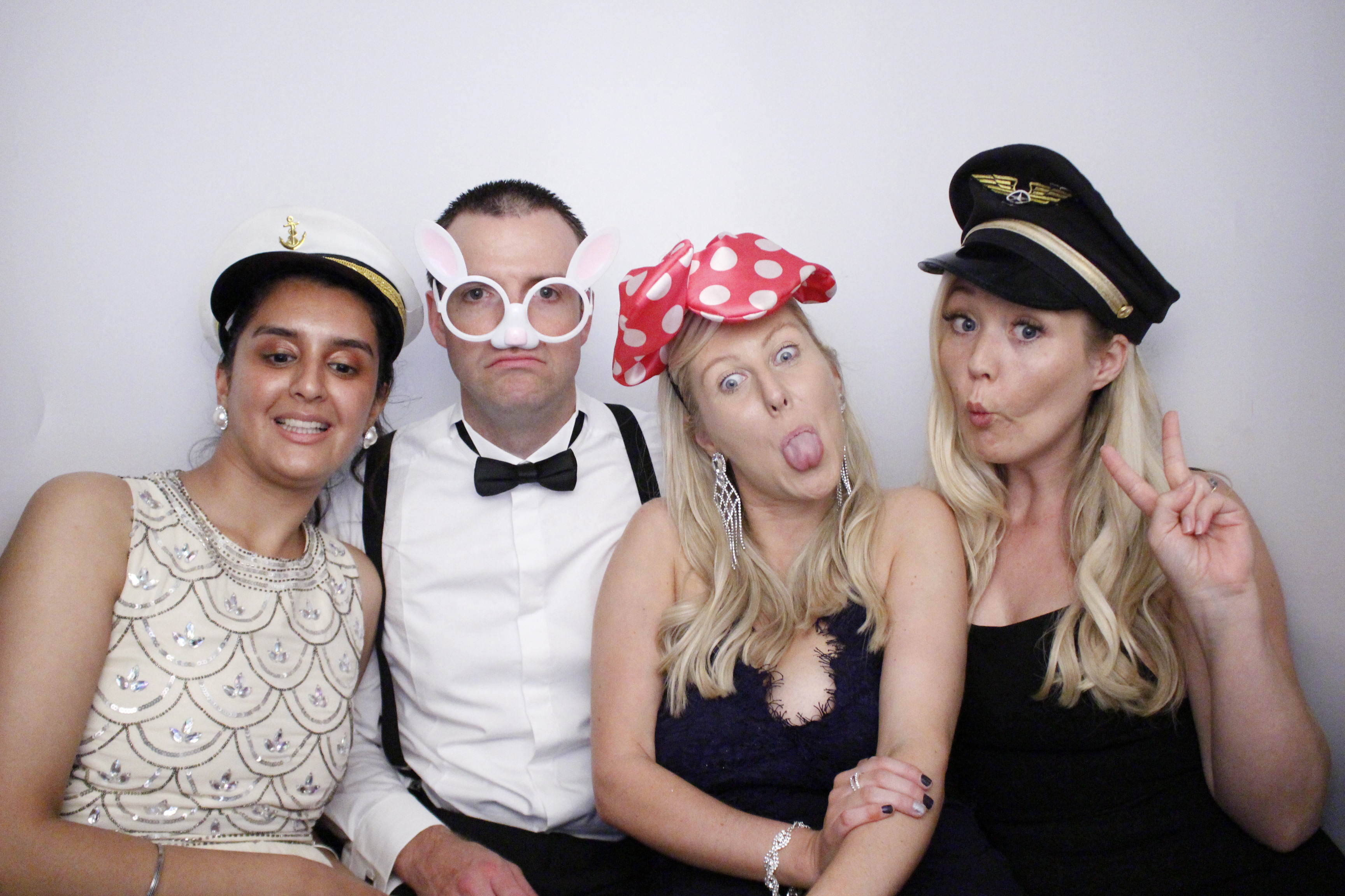 Sarah and Darren's Party | View more photos from the event at gallery.myphotoboothexperience.co.uk/u/MyPhotoBoothExperienceLtd/Sarah-and-Darrens-Party