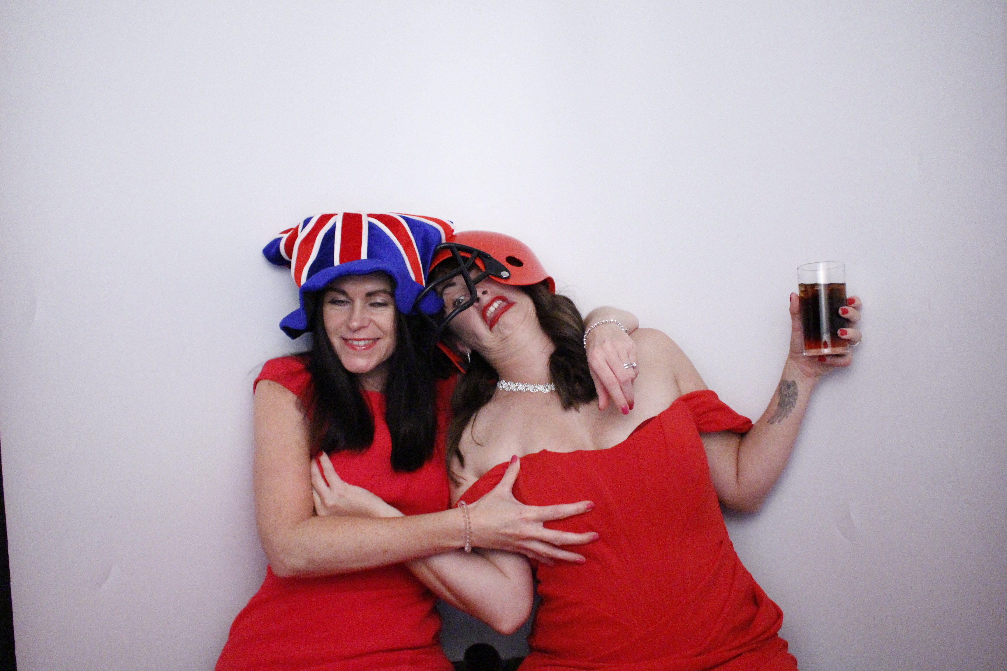 Sarah and Darren's Party | View more photos from the event at gallery.myphotoboothexperience.co.uk/u/MyPhotoBoothExperienceLtd/Sarah-and-Darrens-Party