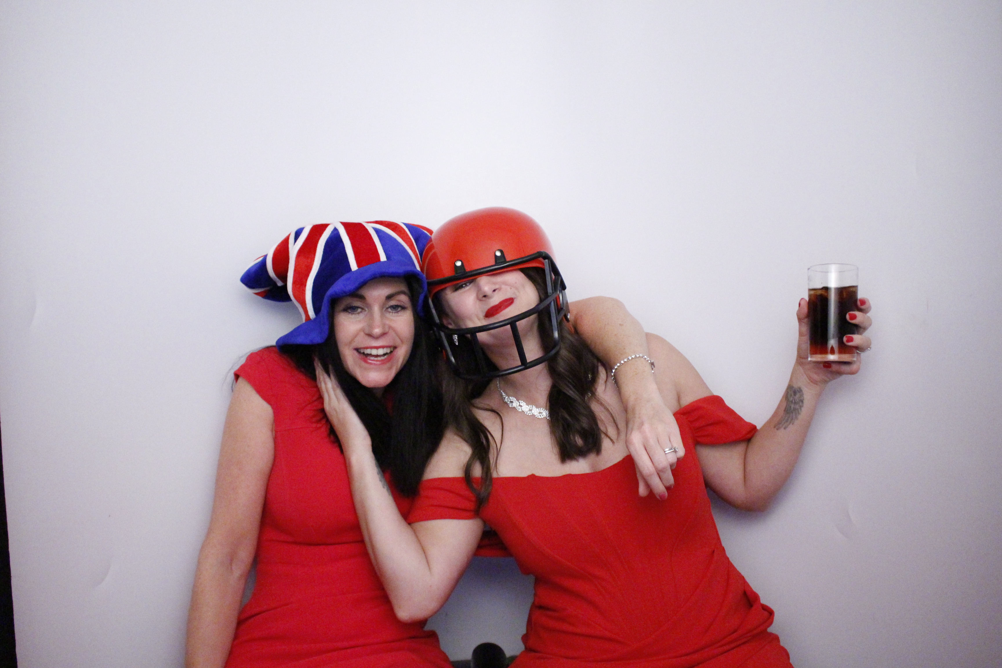 Sarah and Darren's Party | View more photos from the event at gallery.myphotoboothexperience.co.uk/u/MyPhotoBoothExperienceLtd/Sarah-and-Darrens-Party