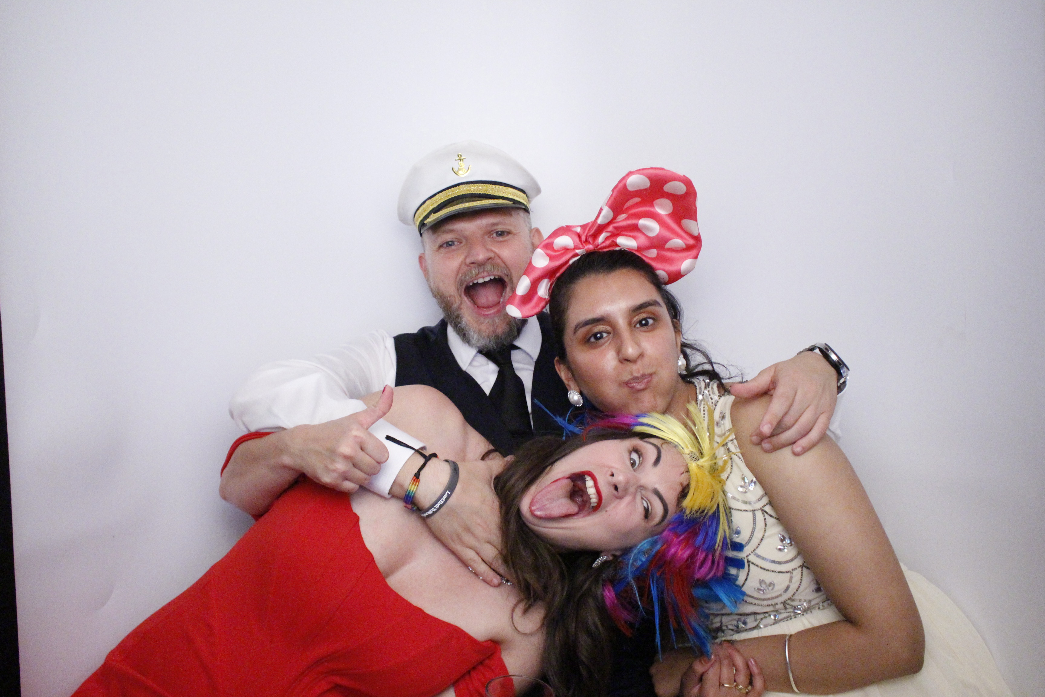 Sarah and Darren's Party | View more photos from the event at gallery.myphotoboothexperience.co.uk/u/MyPhotoBoothExperienceLtd/Sarah-and-Darrens-Party