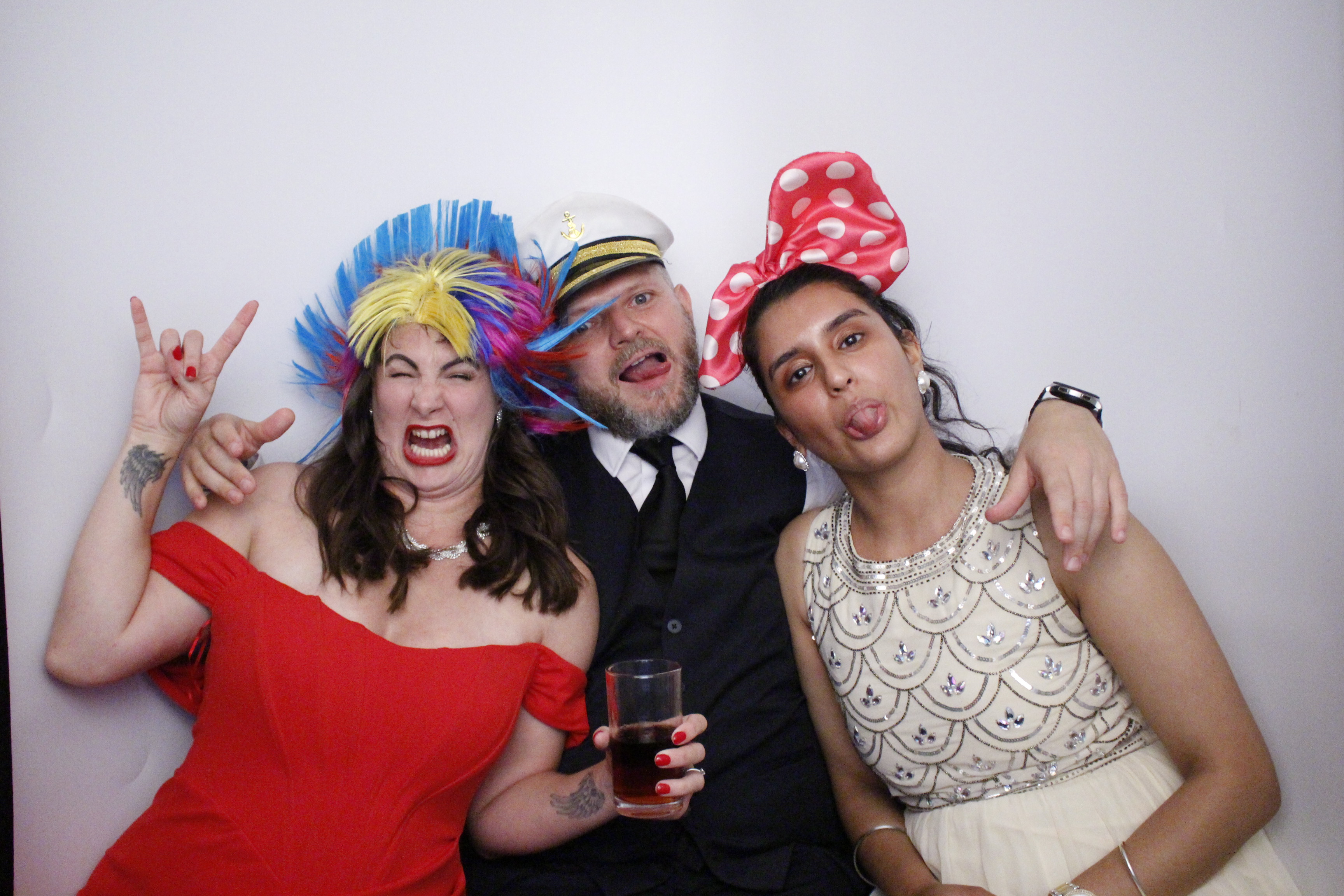 Sarah and Darren's Party | View more photos from the event at gallery.myphotoboothexperience.co.uk/u/MyPhotoBoothExperienceLtd/Sarah-and-Darrens-Party