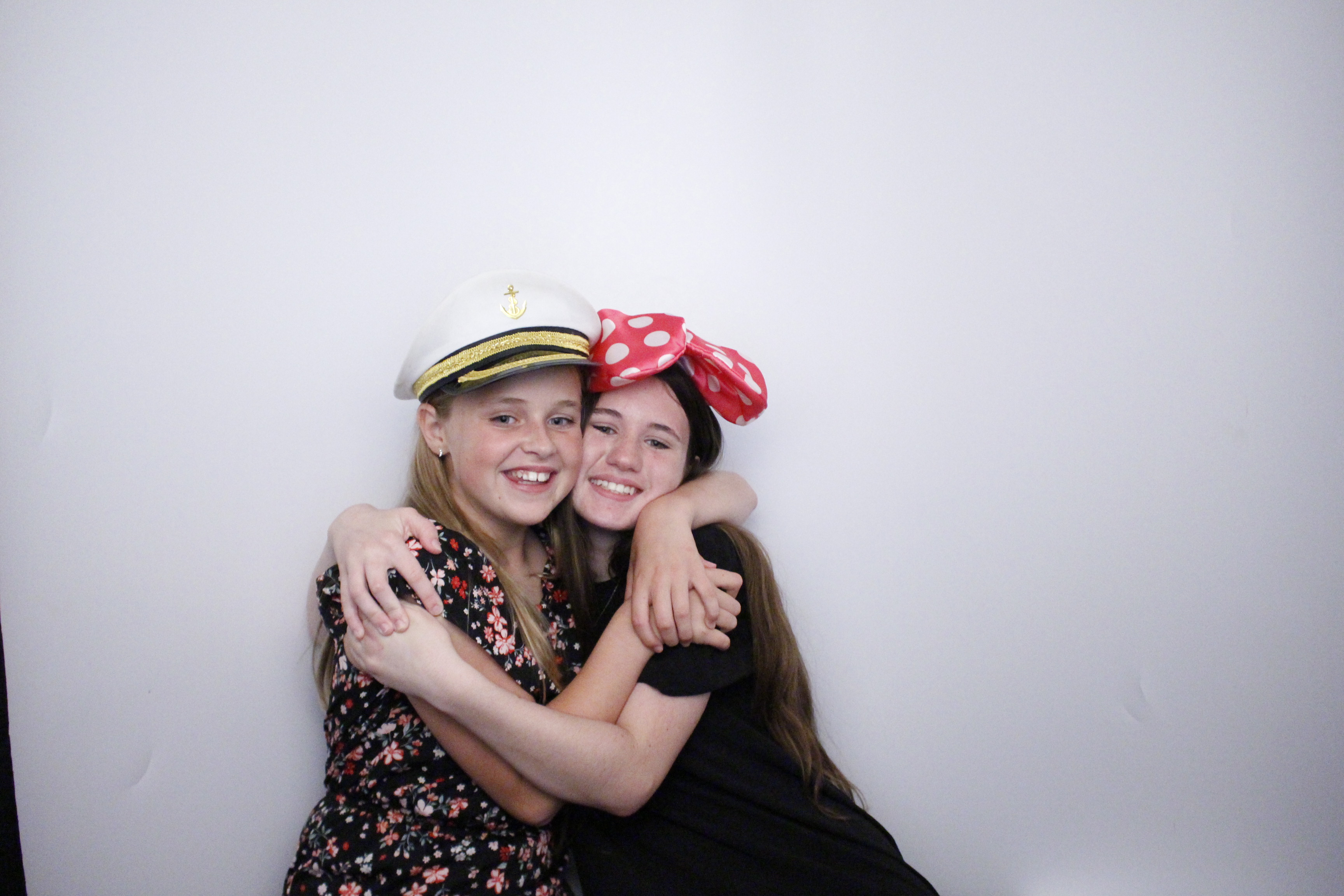 Sarah and Darren's Party | View more photos from the event at gallery.myphotoboothexperience.co.uk/u/MyPhotoBoothExperienceLtd/Sarah-and-Darrens-Party