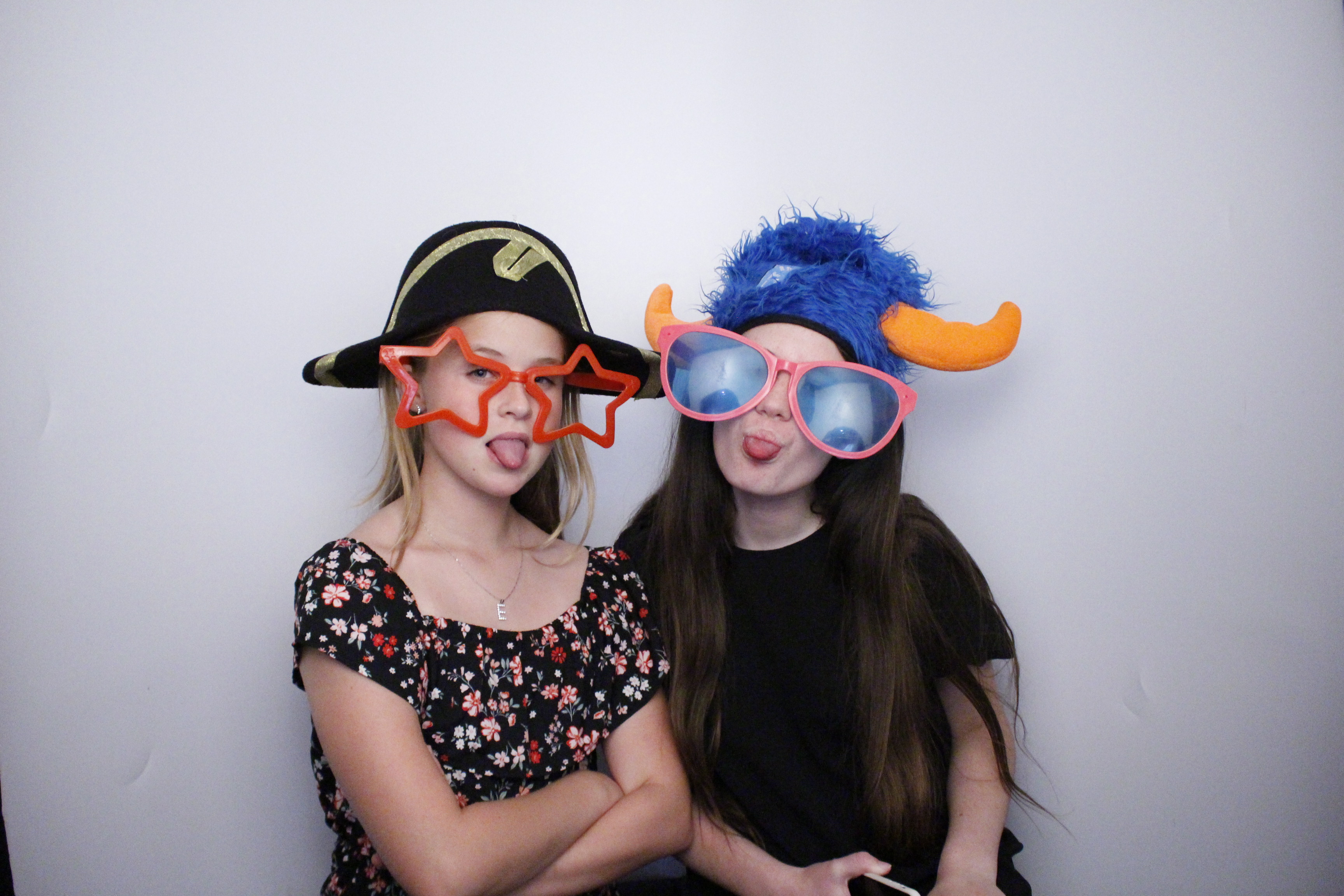 Sarah and Darren's Party | View more photos from the event at gallery.myphotoboothexperience.co.uk/u/MyPhotoBoothExperienceLtd/Sarah-and-Darrens-Party