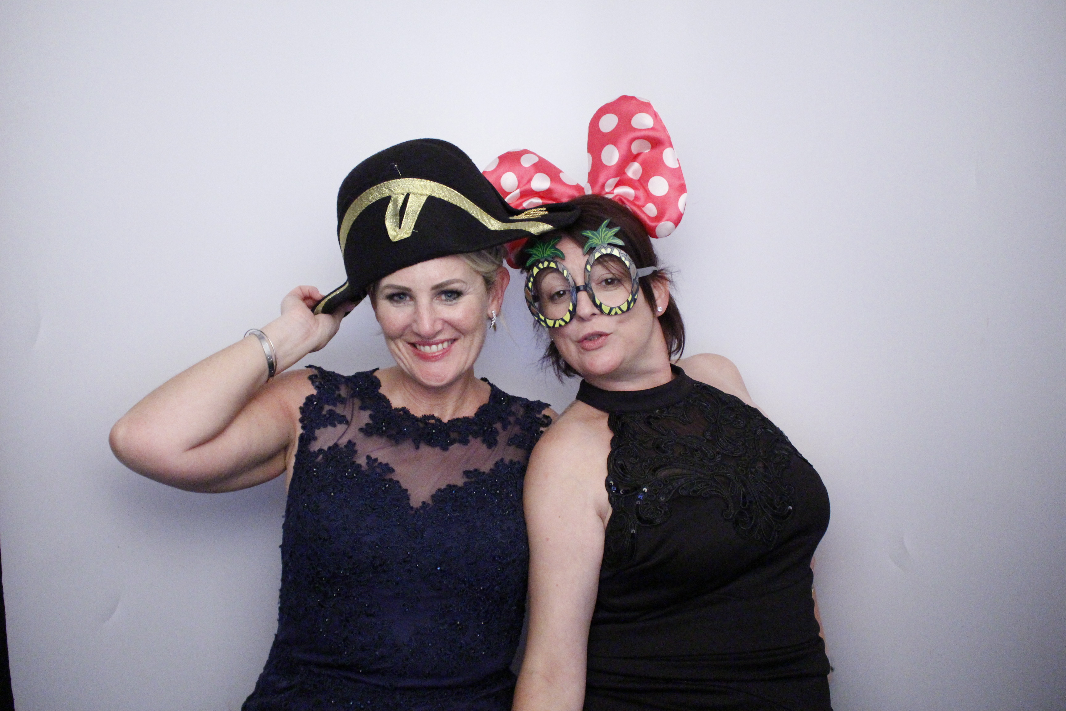 Sarah and Darren's Party | View more photos from the event at gallery.myphotoboothexperience.co.uk/u/MyPhotoBoothExperienceLtd/Sarah-and-Darrens-Party