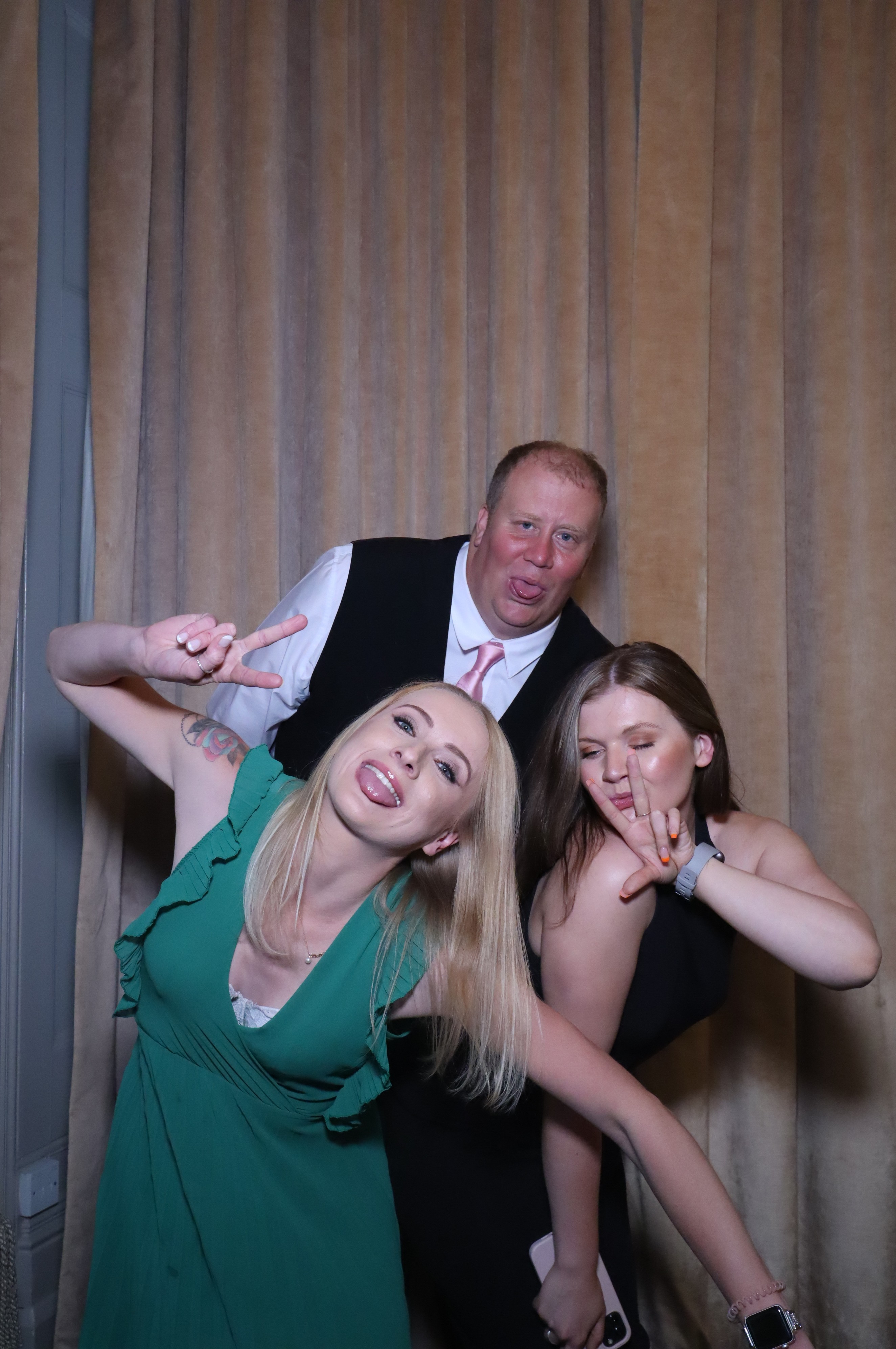 Scott & Charlotte | View more photos from the event at gallery.myphotoboothexperience.co.uk/u/MyPhotoBoothExperienceLtd/Scott-Charlotte