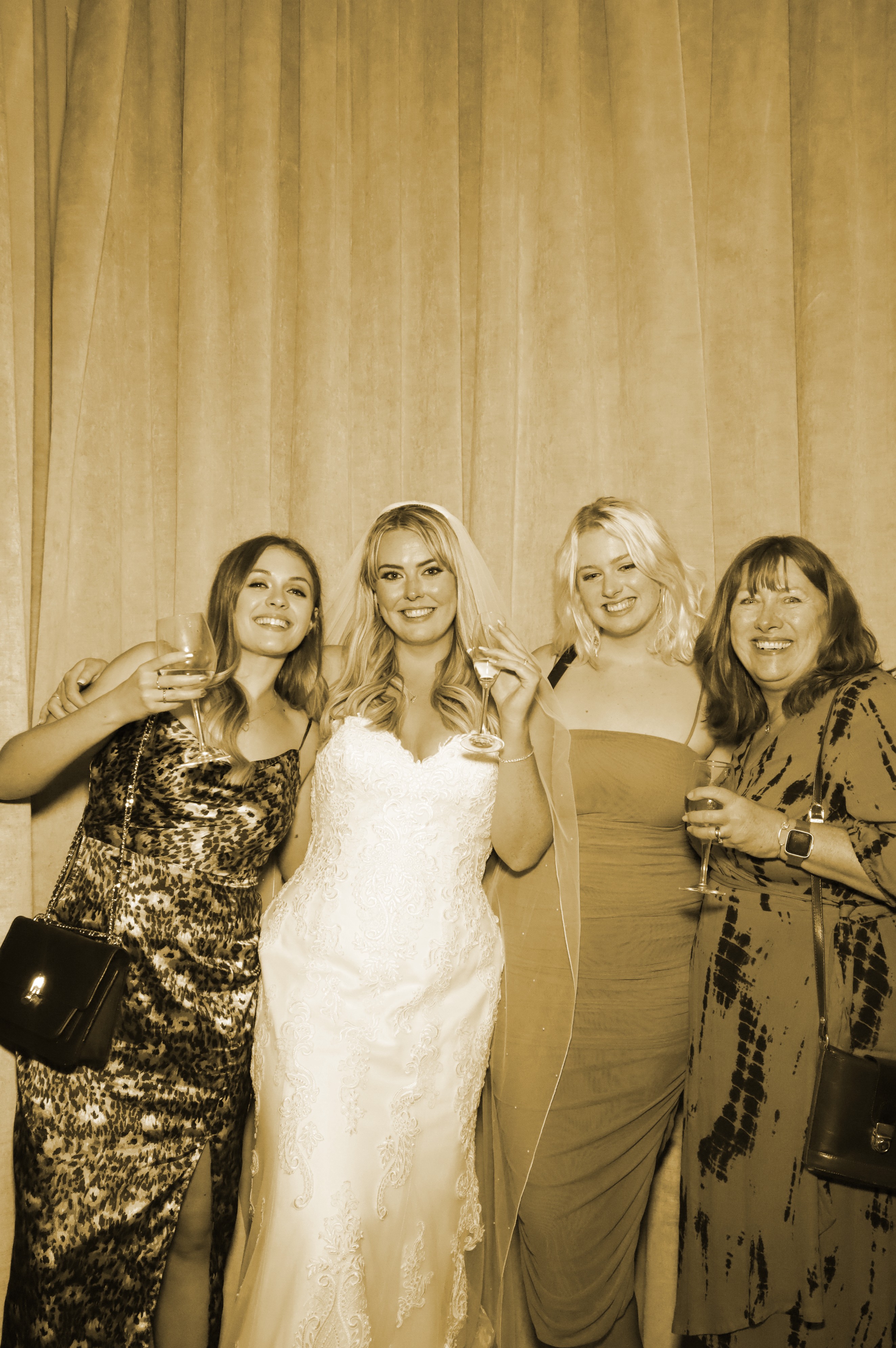 Scott & Charlotte | View more photos from the event at gallery.myphotoboothexperience.co.uk/u/MyPhotoBoothExperienceLtd/Scott-Charlotte