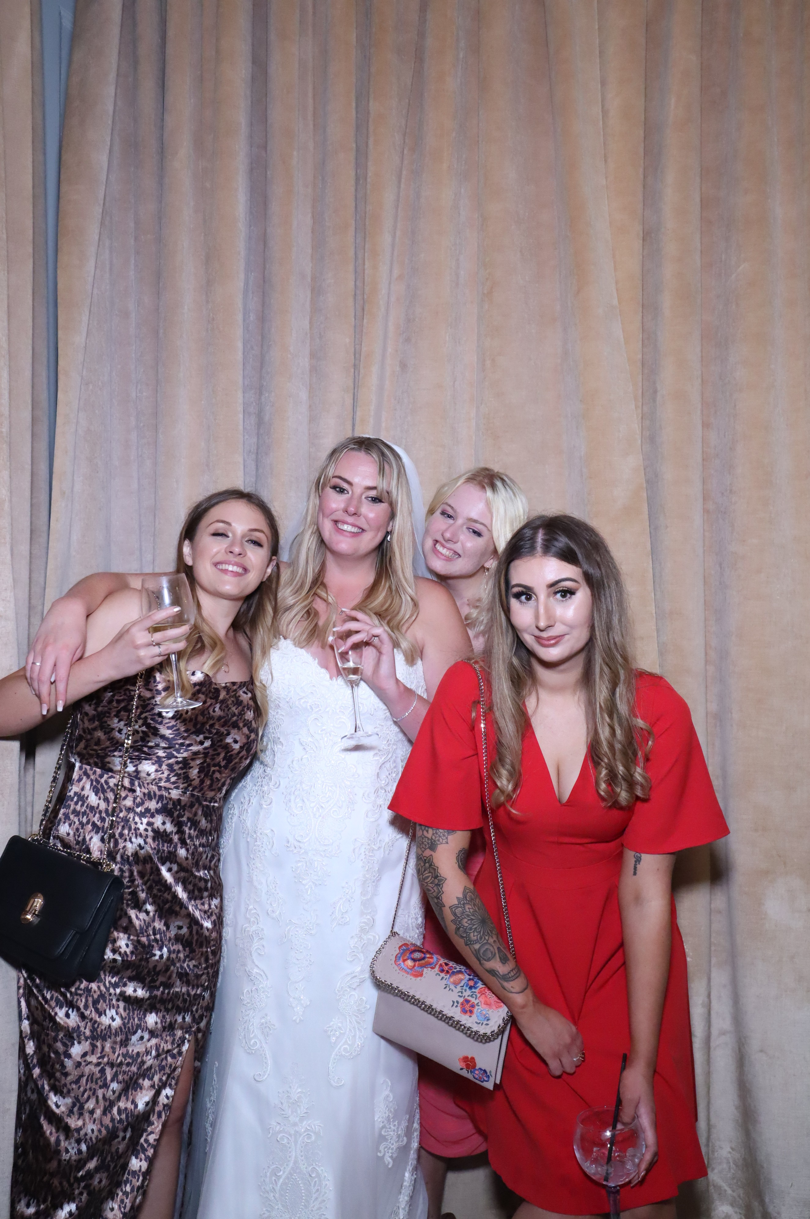 Scott & Charlotte | View more photos from the event at gallery.myphotoboothexperience.co.uk/u/MyPhotoBoothExperienceLtd/Scott-Charlotte