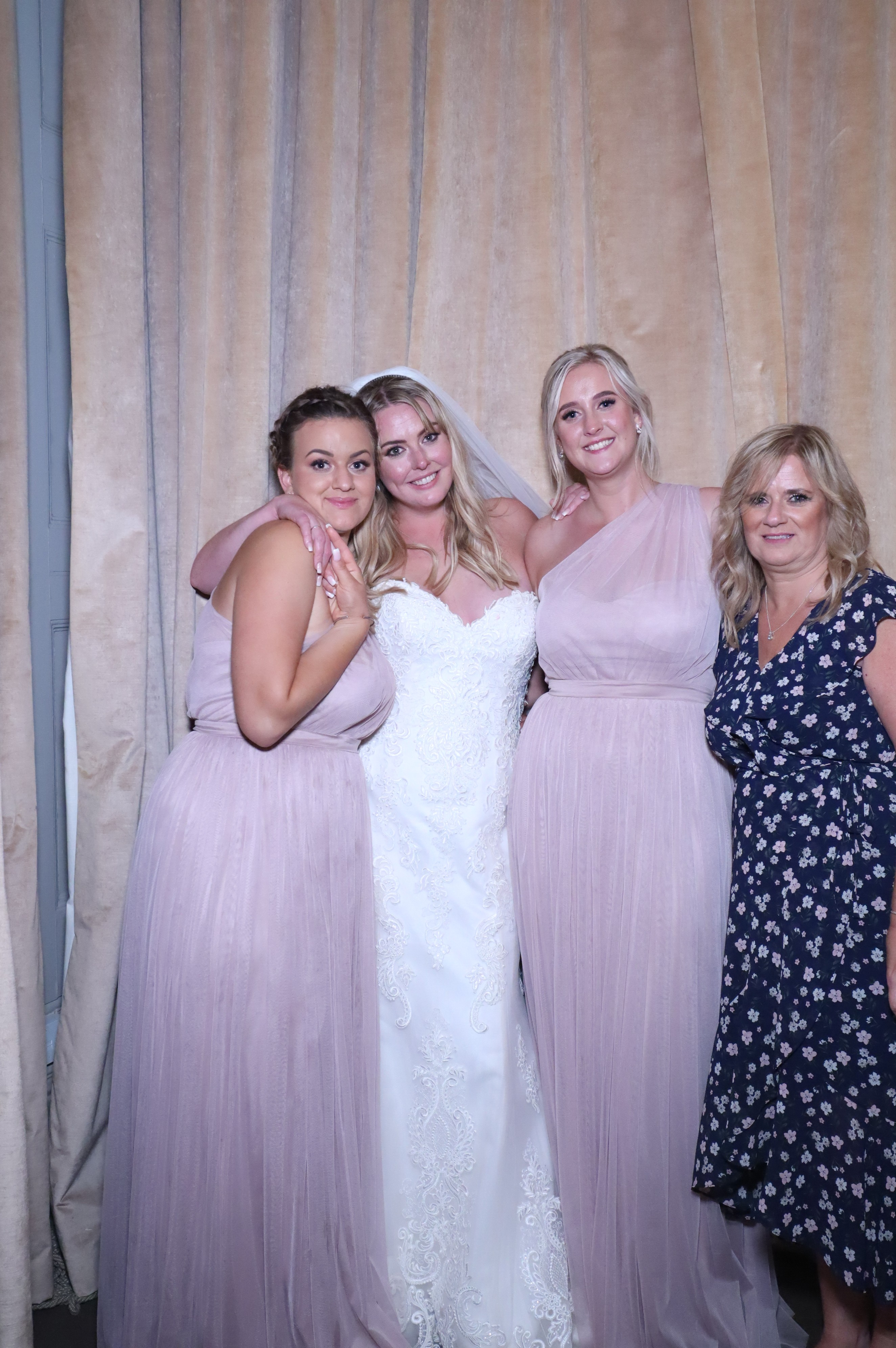 Scott & Charlotte | View more photos from the event at gallery.myphotoboothexperience.co.uk/u/MyPhotoBoothExperienceLtd/Scott-Charlotte