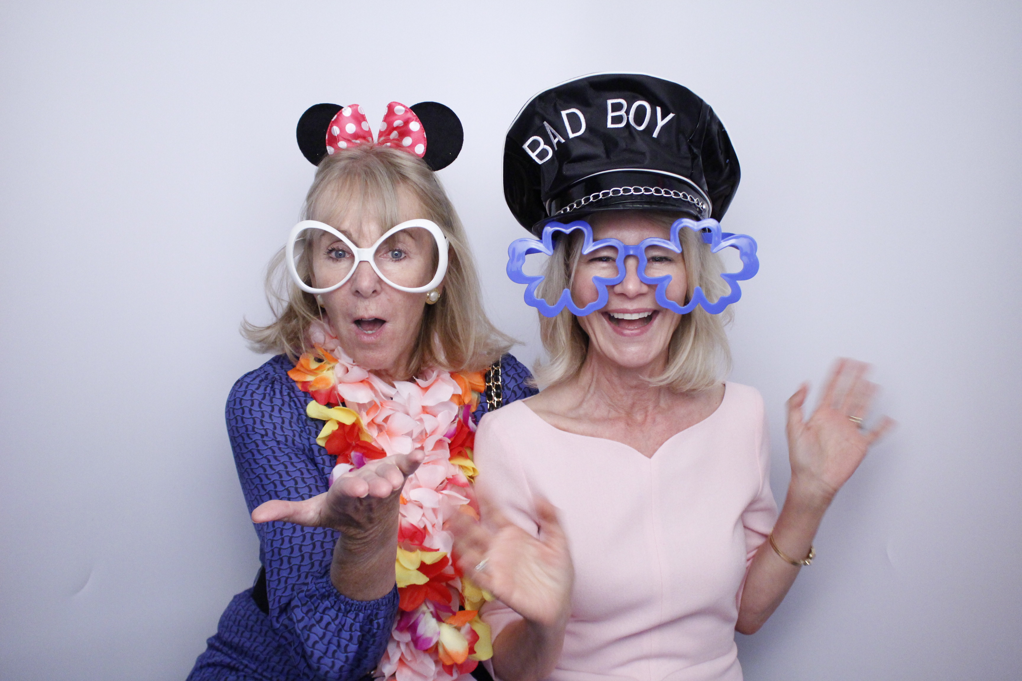 Sophie & Henry's Wedding | View more photos from the event at gallery.myphotoboothexperience.co.uk/u/MyPhotoBoothExperienceLtd/Sophie-Henrys-Wedding