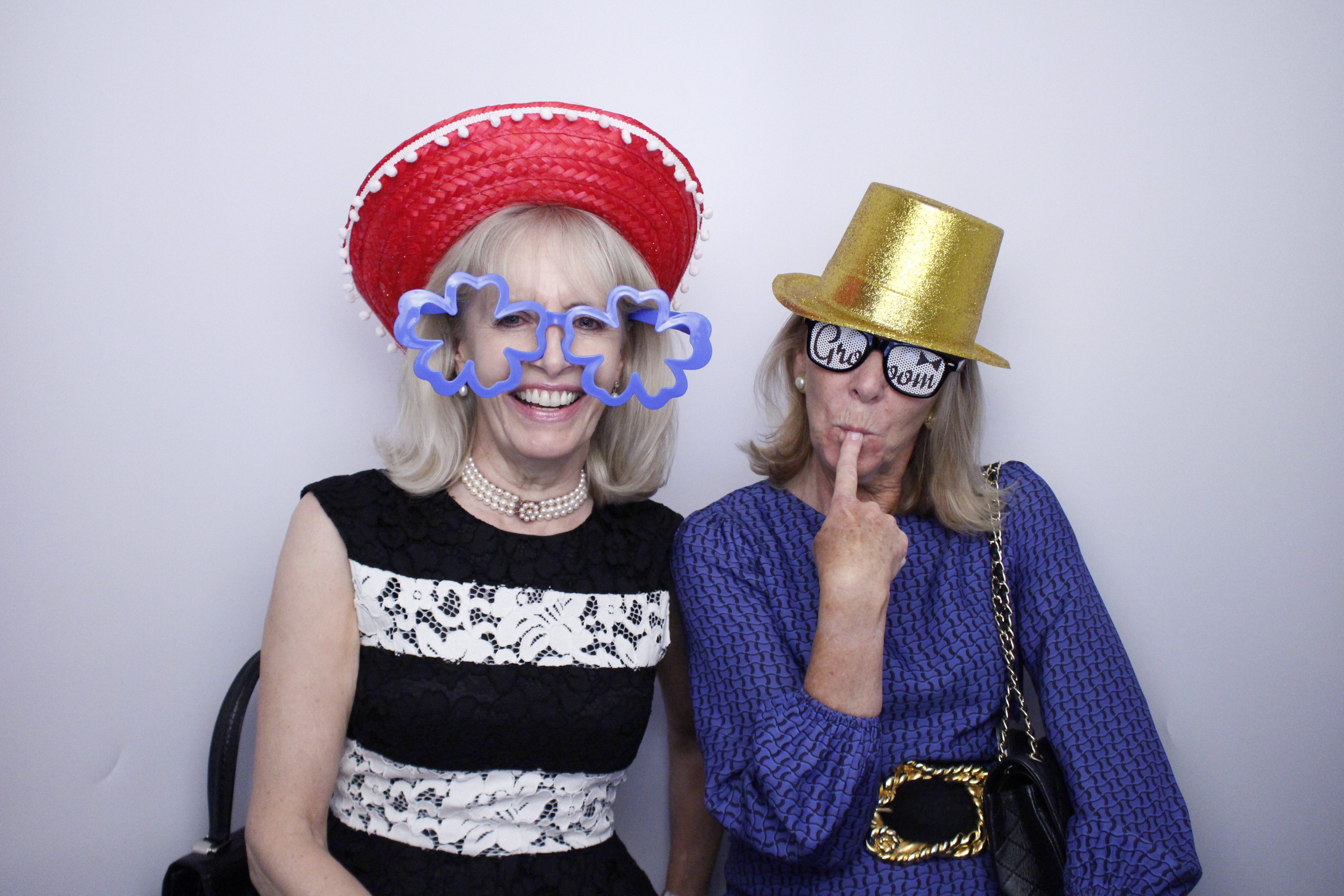 Sophie & Henry's Wedding | View more photos from the event at gallery.myphotoboothexperience.co.uk/u/MyPhotoBoothExperienceLtd/Sophie-Henrys-Wedding