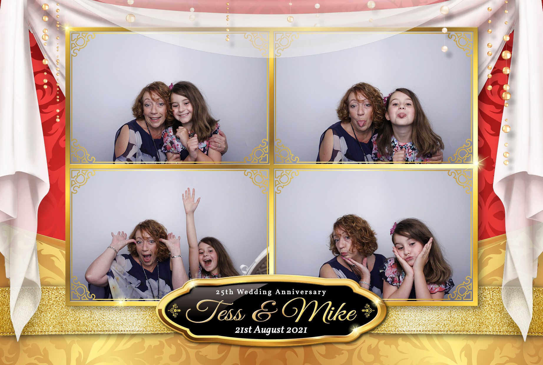 Tess and Mike's 25th Anniversary | View more photos from the event at gallery.myphotoboothexperience.co.uk/u/MyPhotoBoothExperienceLtd/Tess-and-Mikes-25th-Anniversary