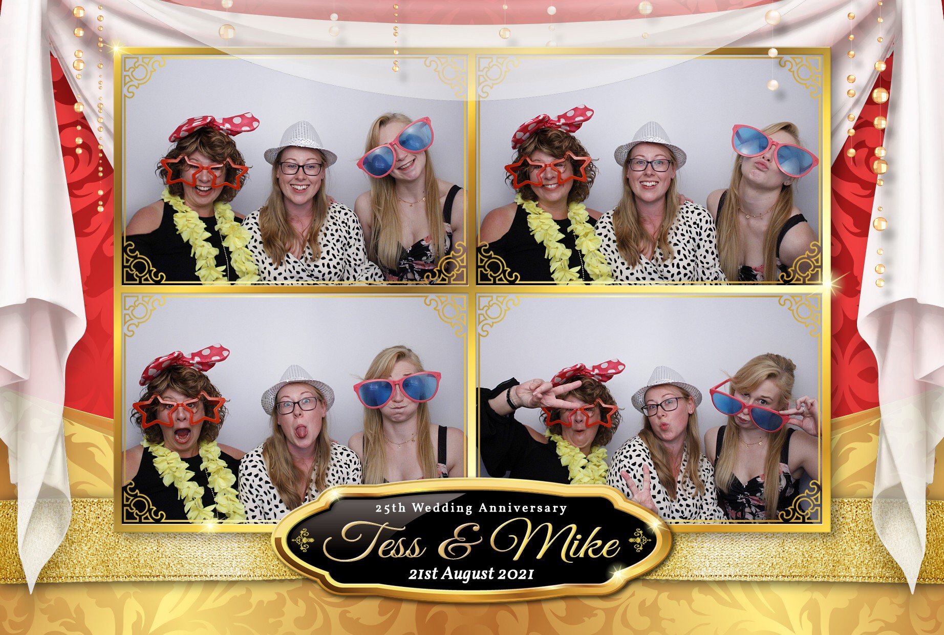 Tess and Mike's 25th Anniversary | View more photos from the event at gallery.myphotoboothexperience.co.uk/u/MyPhotoBoothExperienceLtd/Tess-and-Mikes-25th-Anniversary
