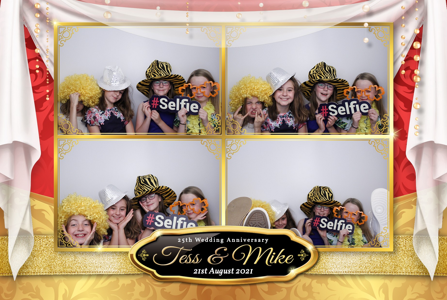Tess and Mike's 25th Anniversary | View more photos from the event at gallery.myphotoboothexperience.co.uk/u/MyPhotoBoothExperienceLtd/Tess-and-Mikes-25th-Anniversary