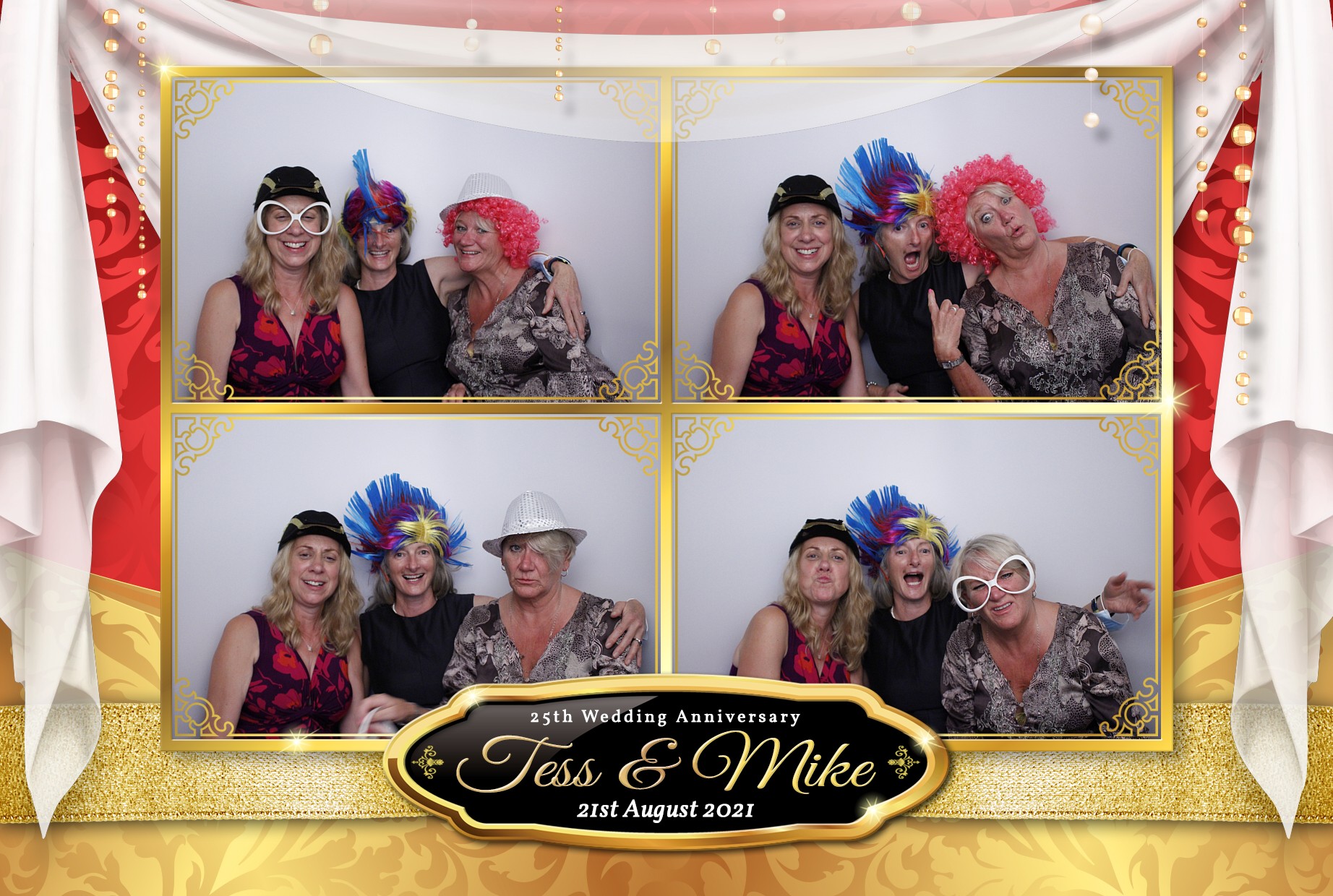 Tess and Mike's 25th Anniversary | View more photos from the event at gallery.myphotoboothexperience.co.uk/u/MyPhotoBoothExperienceLtd/Tess-and-Mikes-25th-Anniversary