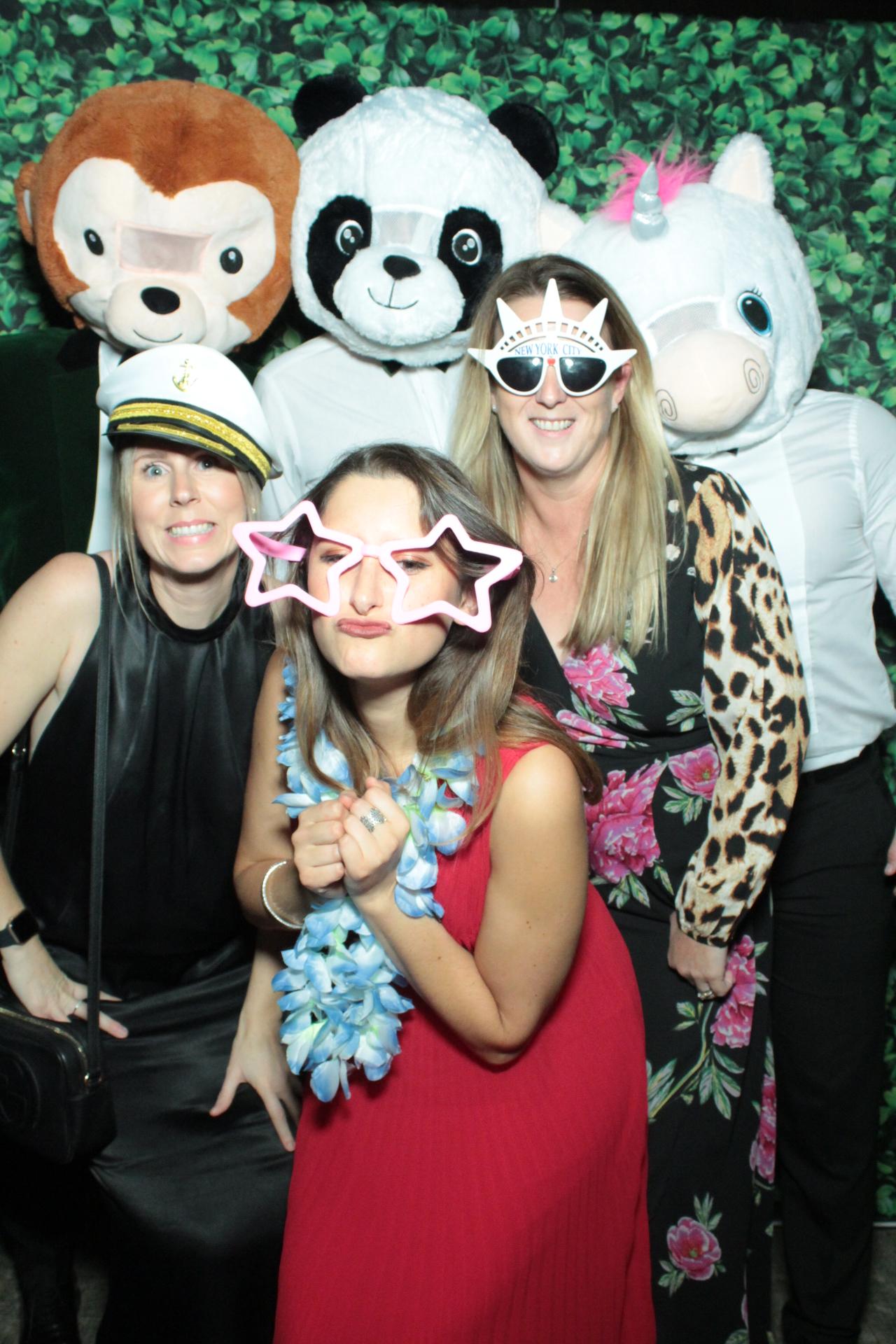 The Eight Foundation Annual Ball 2021 | View more photos from the event at gallery.myphotoboothexperience.co.uk/u/MyPhotoBoothExperienceLtd/The-Eight-Foundation-Annual-Ball-2021