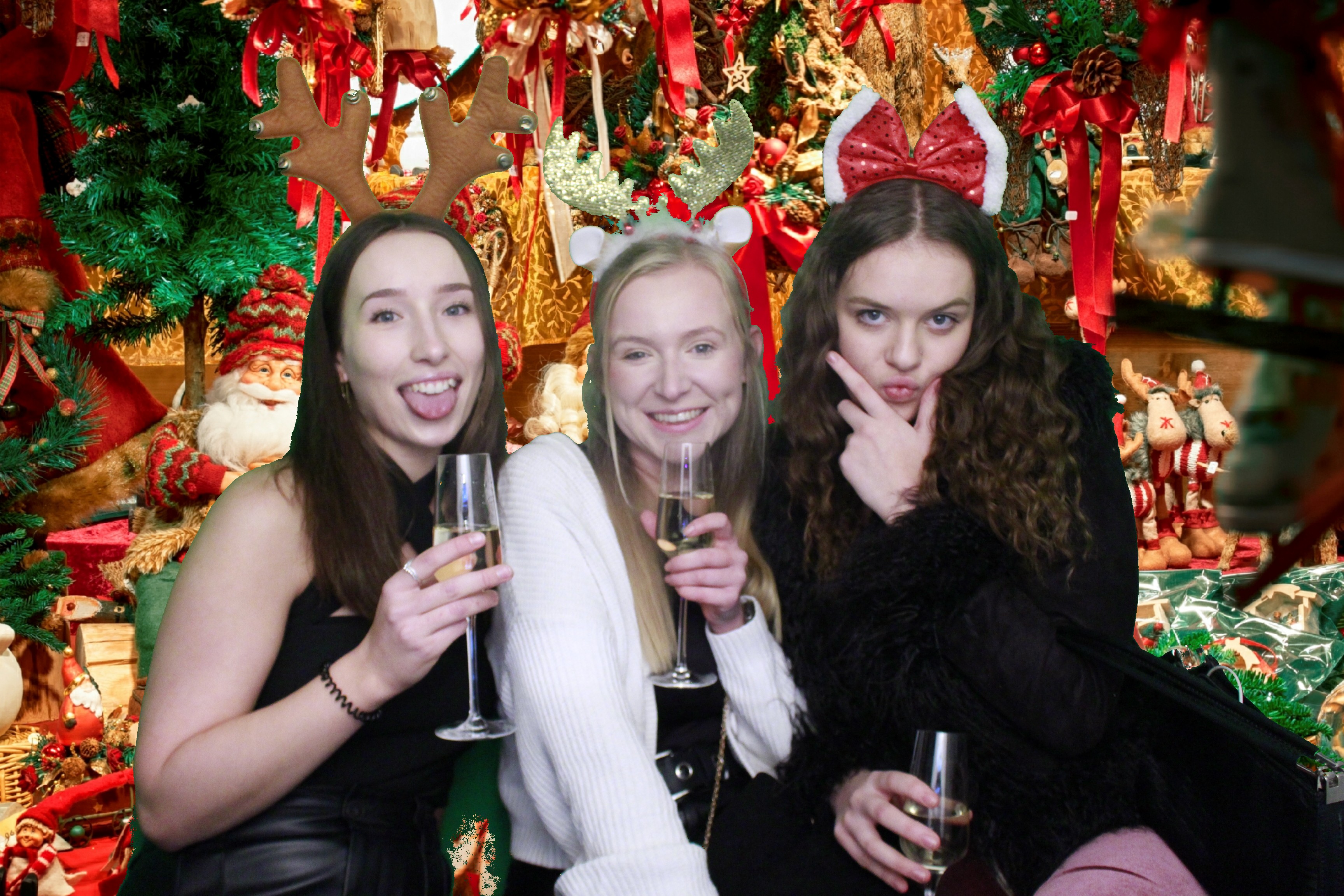 Waitrose Christams Party 2021 | View more photos from the event at gallery.myphotoboothexperience.co.uk/u/MyPhotoBoothExperienceLtd/Waitrose-Christams-Party-2021