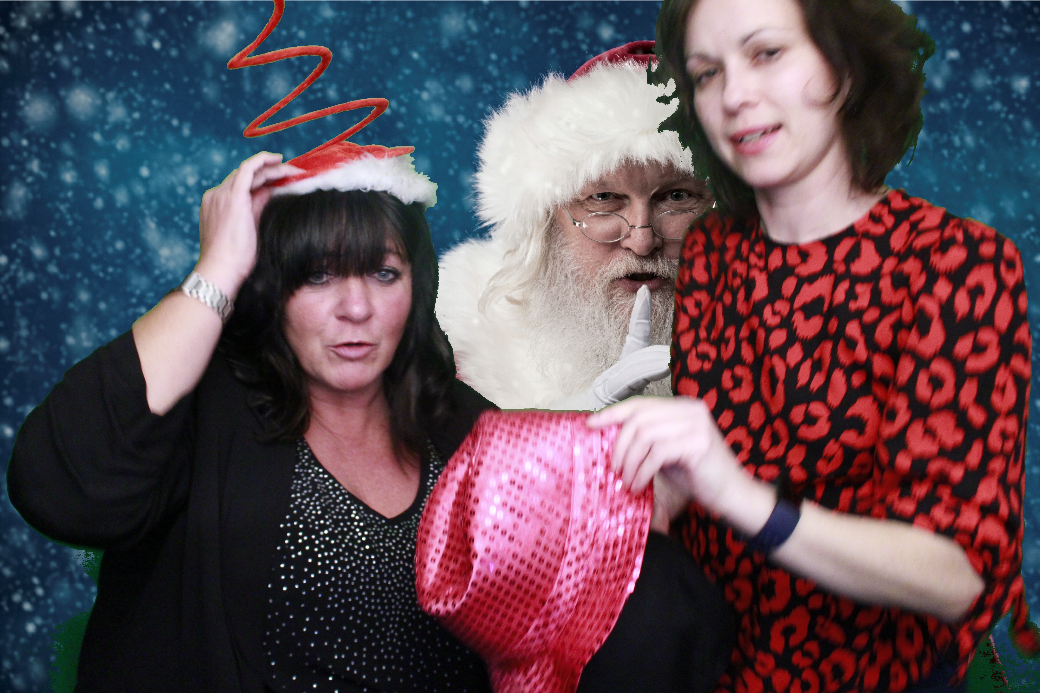 Waitrose Christams Party 2021 | View more photos from the event at gallery.myphotoboothexperience.co.uk/u/MyPhotoBoothExperienceLtd/Waitrose-Christams-Party-2021