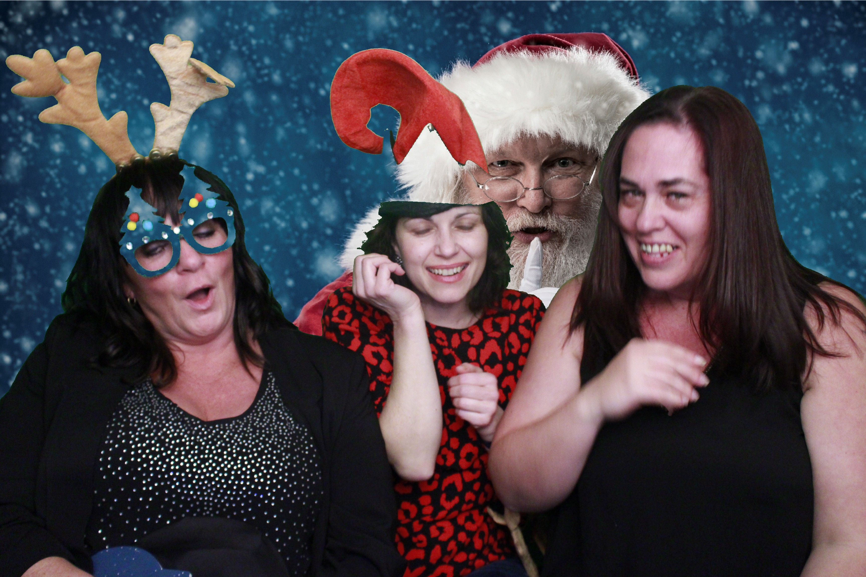 Waitrose Christams Party 2021 | View more photos from the event at gallery.myphotoboothexperience.co.uk/u/MyPhotoBoothExperienceLtd/Waitrose-Christams-Party-2021