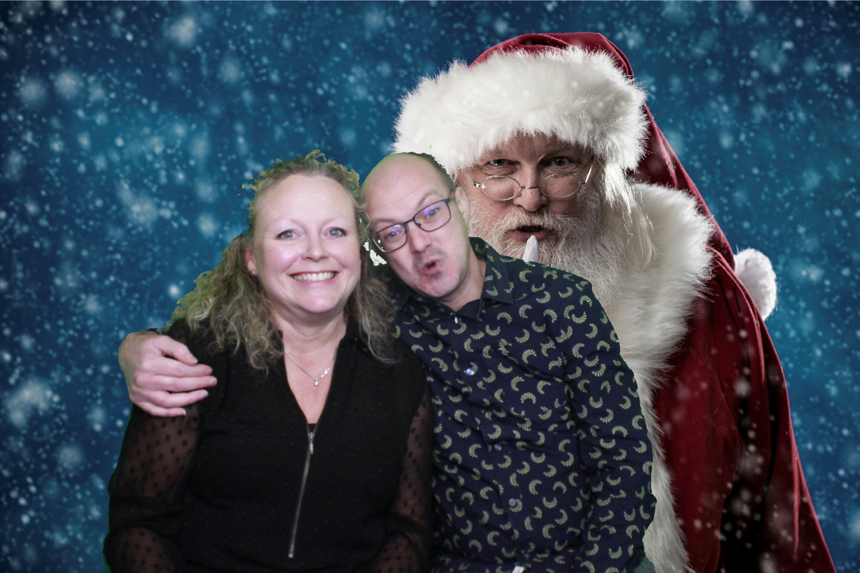 Waitrose Christams Party 2021 | View more photos from the event at gallery.myphotoboothexperience.co.uk/u/MyPhotoBoothExperienceLtd/Waitrose-Christams-Party-2021