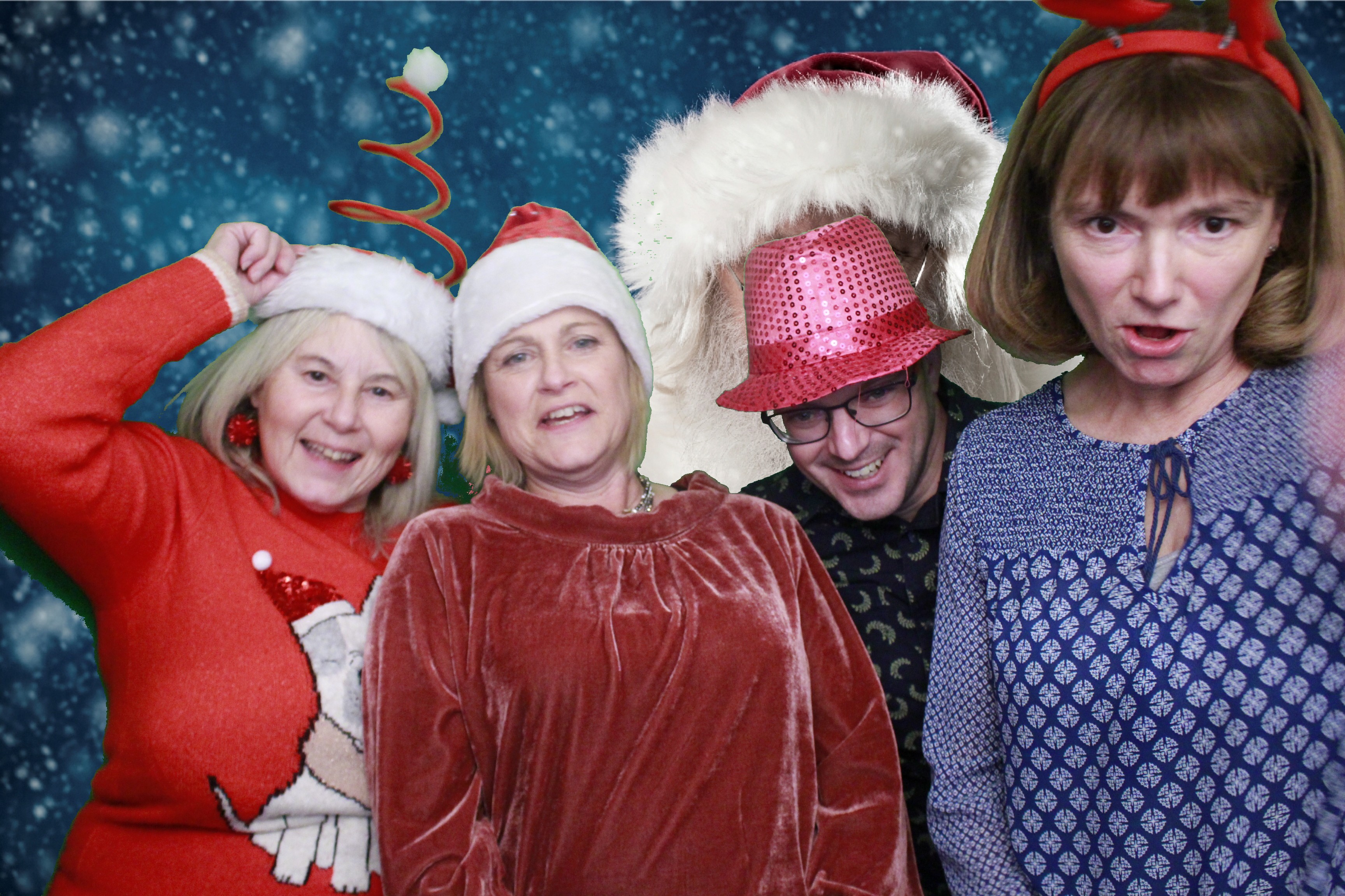 Waitrose Christams Party 2021 | View more photos from the event at gallery.myphotoboothexperience.co.uk/u/MyPhotoBoothExperienceLtd/Waitrose-Christams-Party-2021