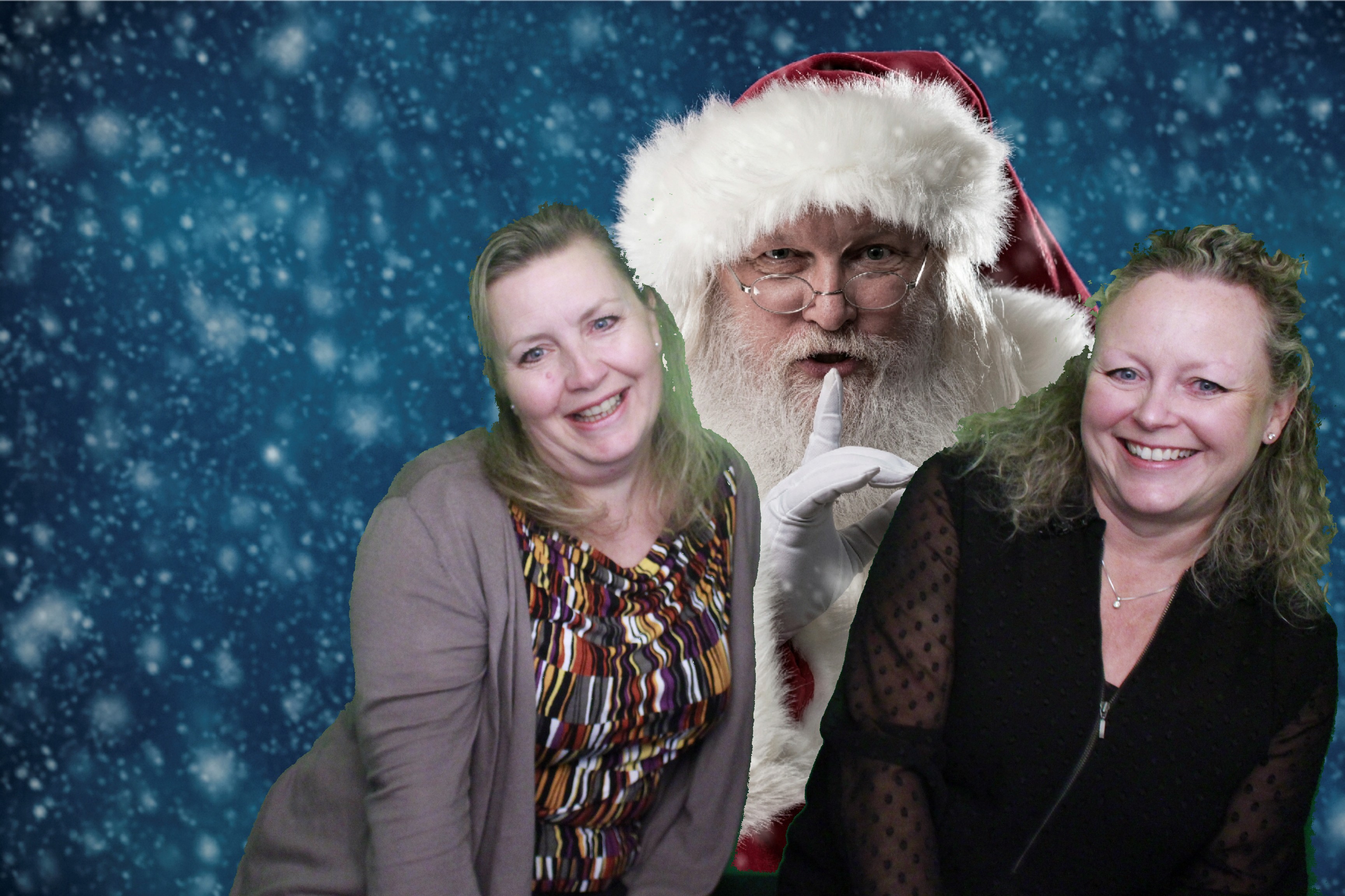 Waitrose Christams Party 2021 | View more photos from the event at gallery.myphotoboothexperience.co.uk/u/MyPhotoBoothExperienceLtd/Waitrose-Christams-Party-2021